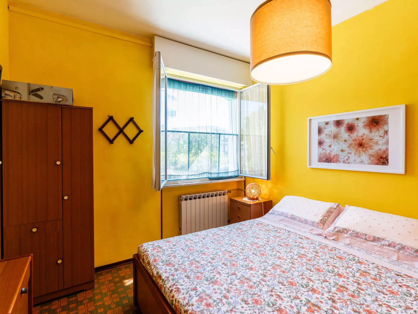 In the Garden-Binnen