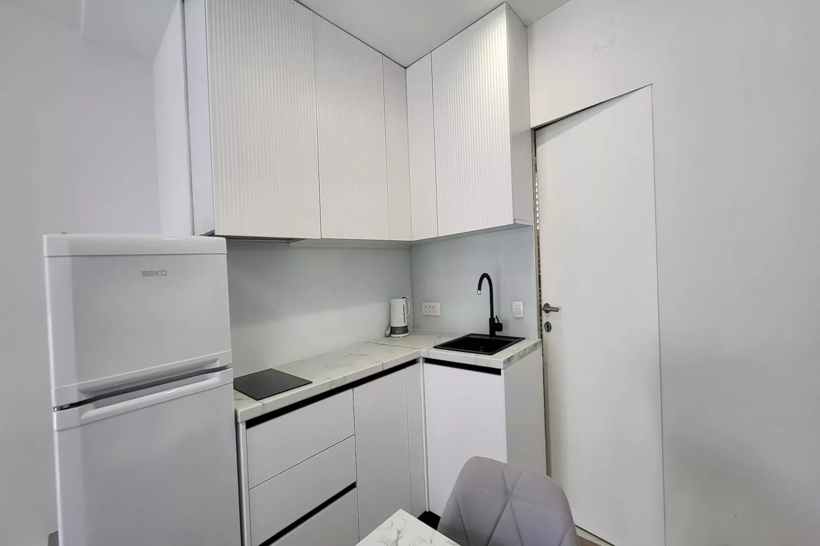 Apartments Ivankovic - One Bedroom  Apartment with Terrace-Keuken