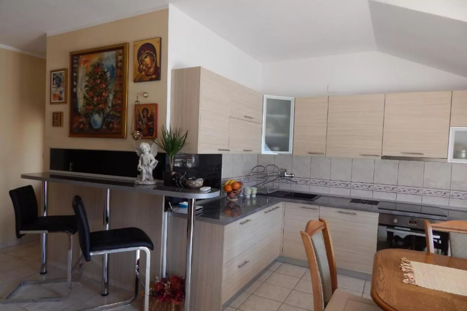 Stunning Beachfront Stay in Herceg Novi - Deluxe One Bedroom Apartment C-Keuken