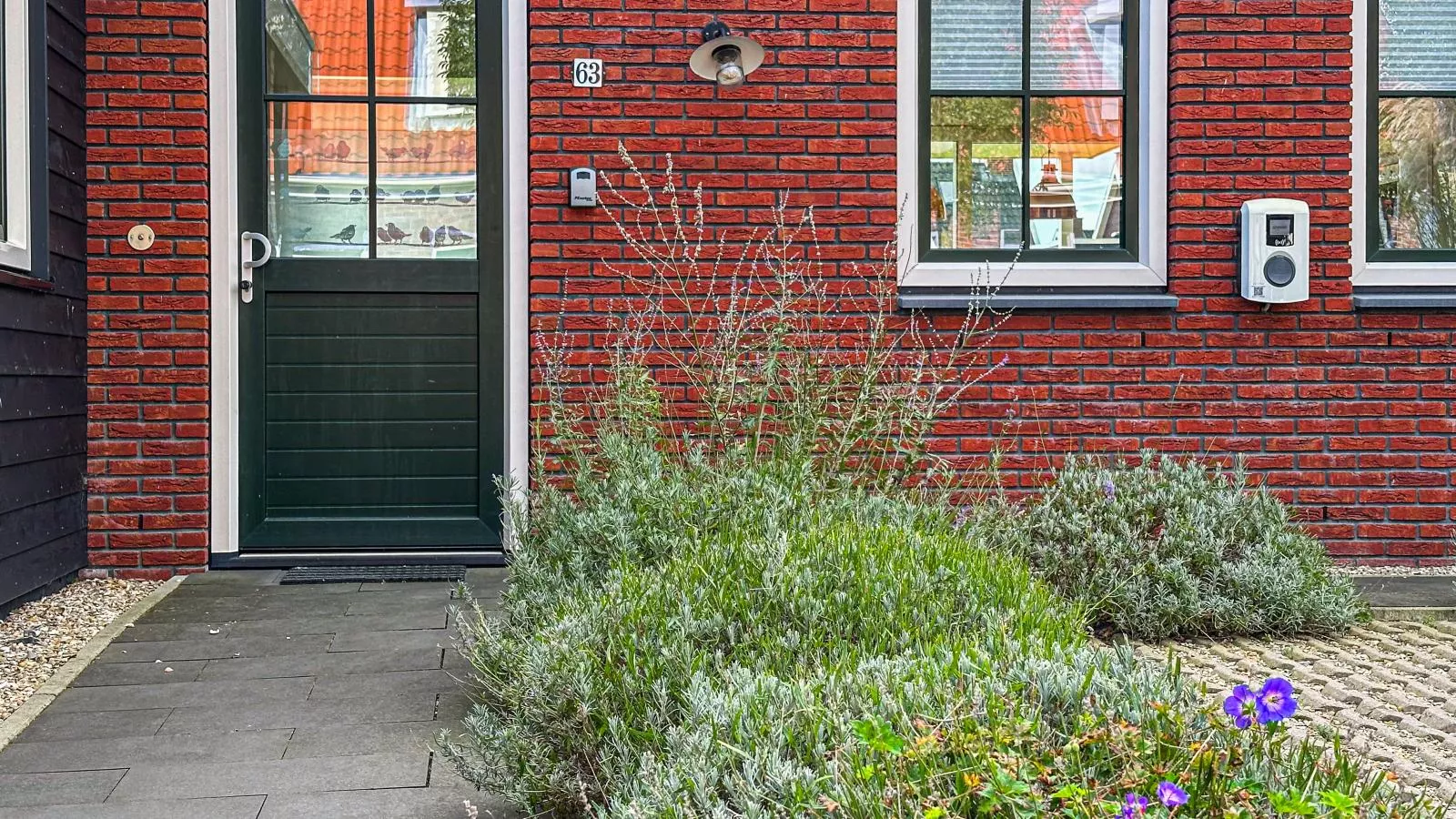 Coast and Calm 63-Buitenkant zomer