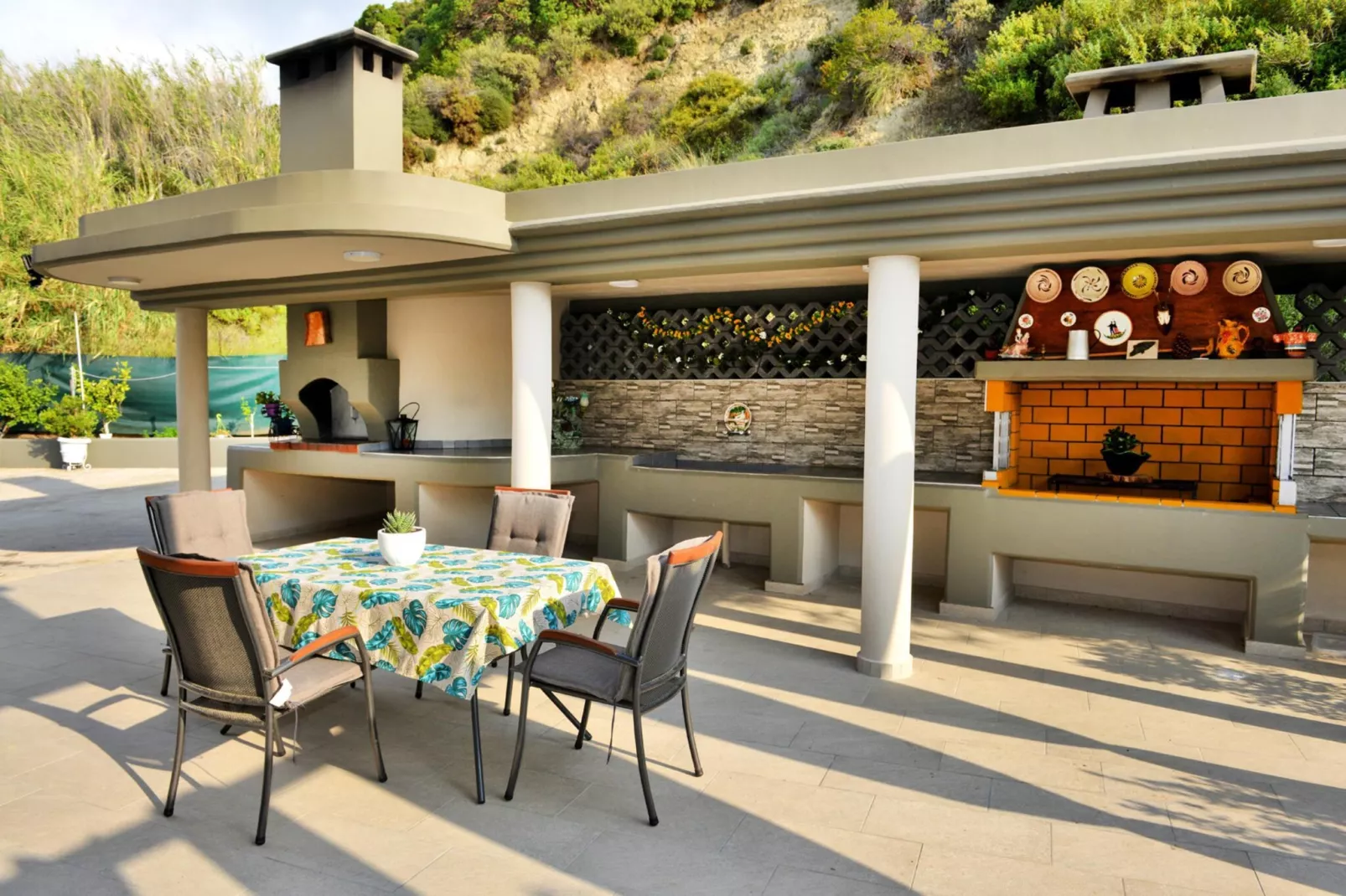 Villa Zambaka-Terrasbalkon