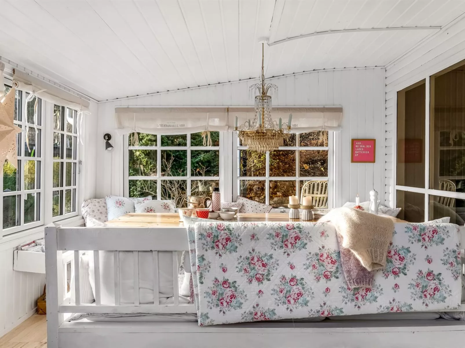 "Kamilla" -  from the sea-Binnen