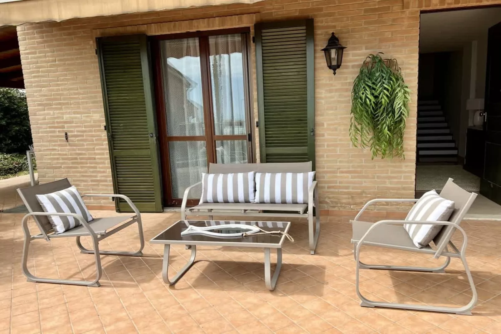 A Grottammare-Terrasbalkon