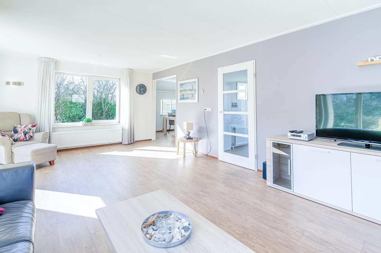 Kamperfoelie 95-Woonkamer