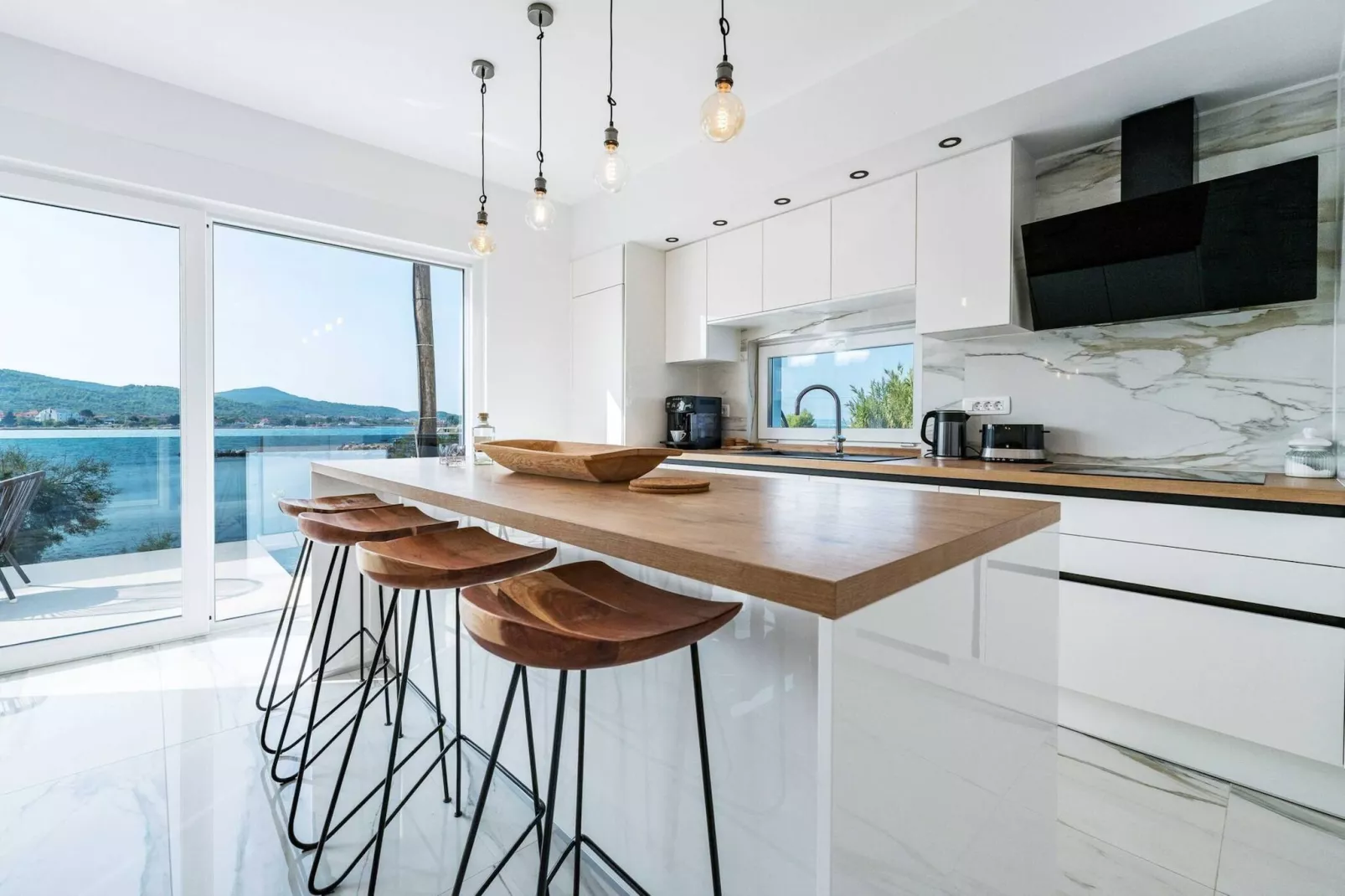 Sea view Villa Tala-Keuken