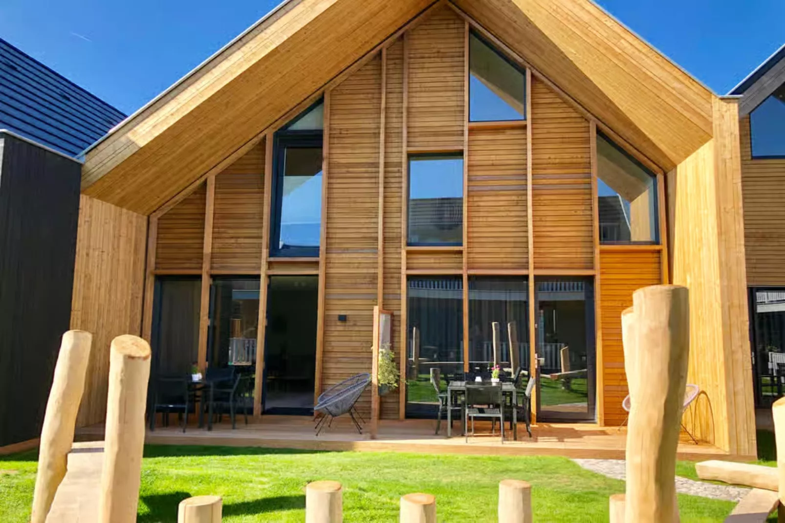 Plein 40 Lodge 22-Buitenkant zomer