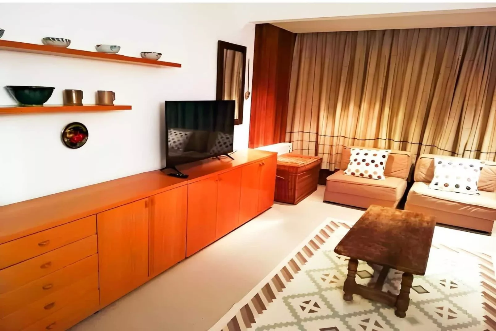 1466-Sapporo-Andrés-Woonkamer