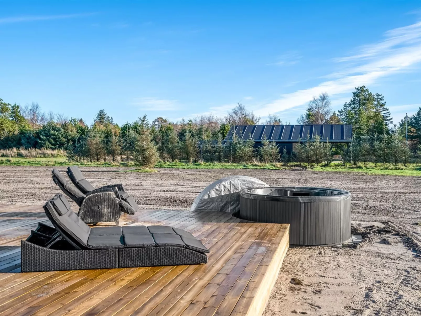 "Daren" - 700m from the sea-Buiten