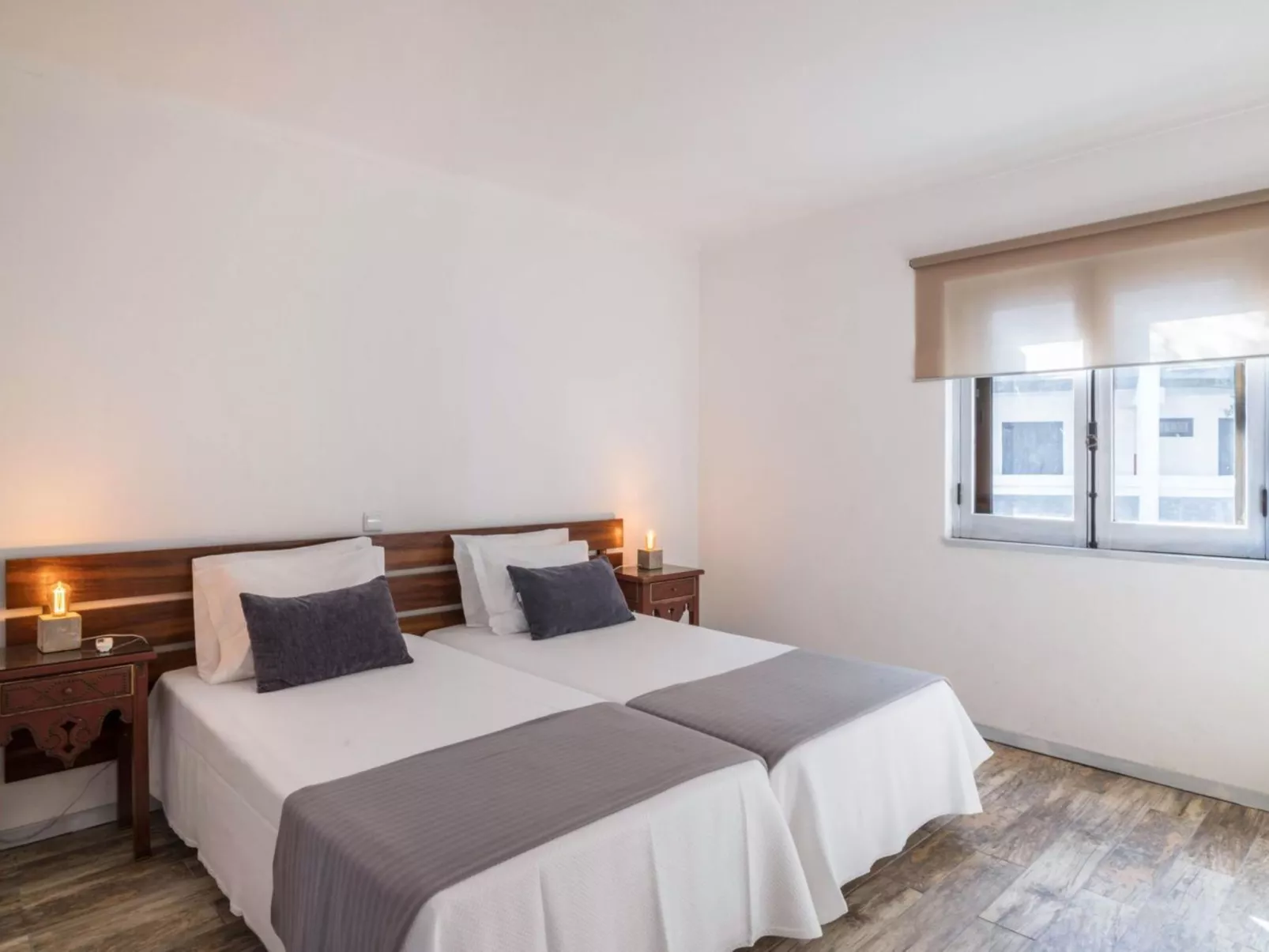 Patrick - Sunny Way-Binnen