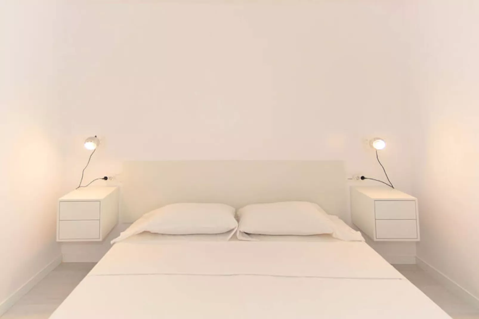 Maison à Roses-Niet-getagd