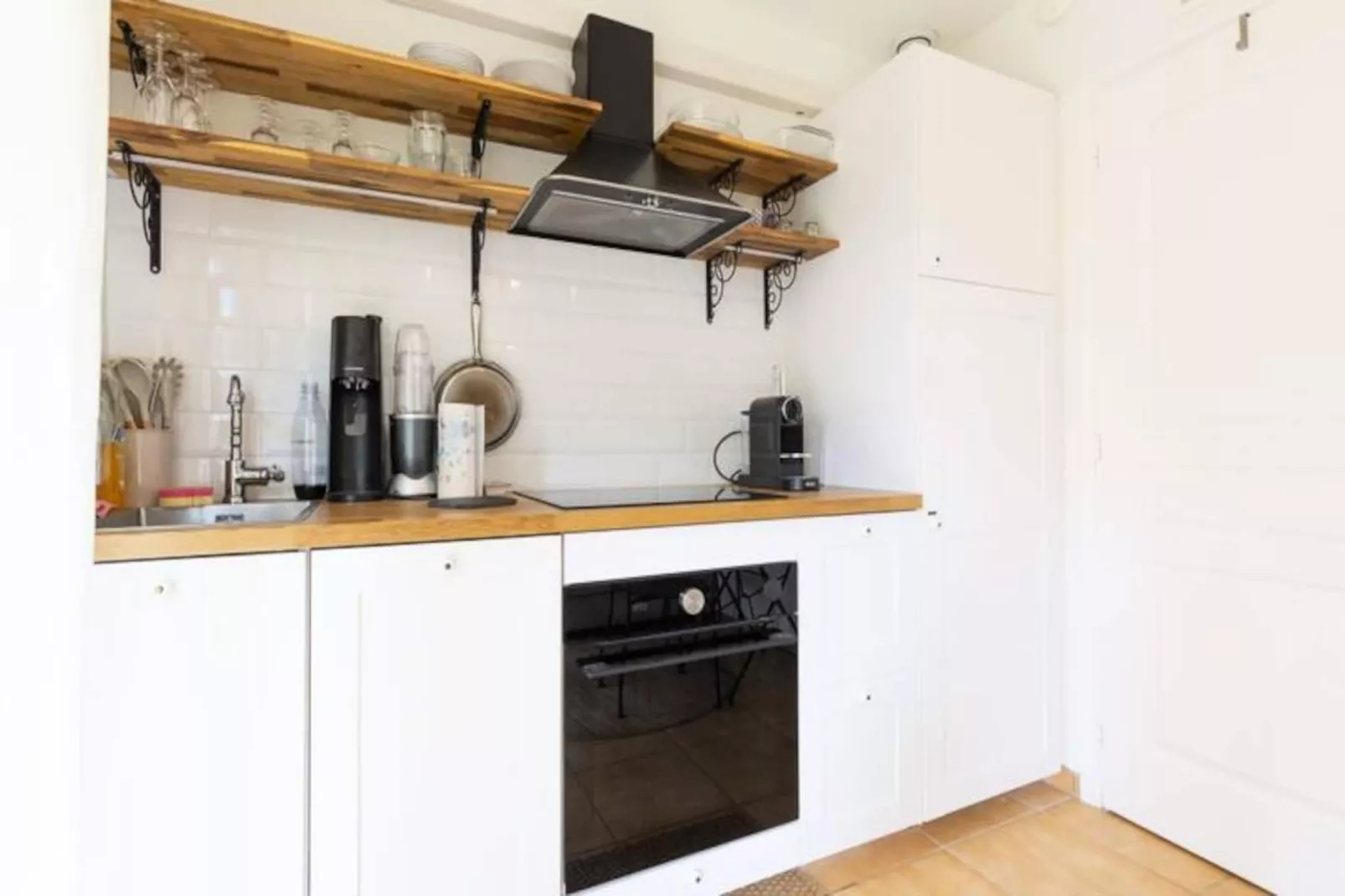 Résidence 2 Pièces Au Cap D’antibes Avec Parking– à 300m Des Plages De La Garoupe-Niet-getagd