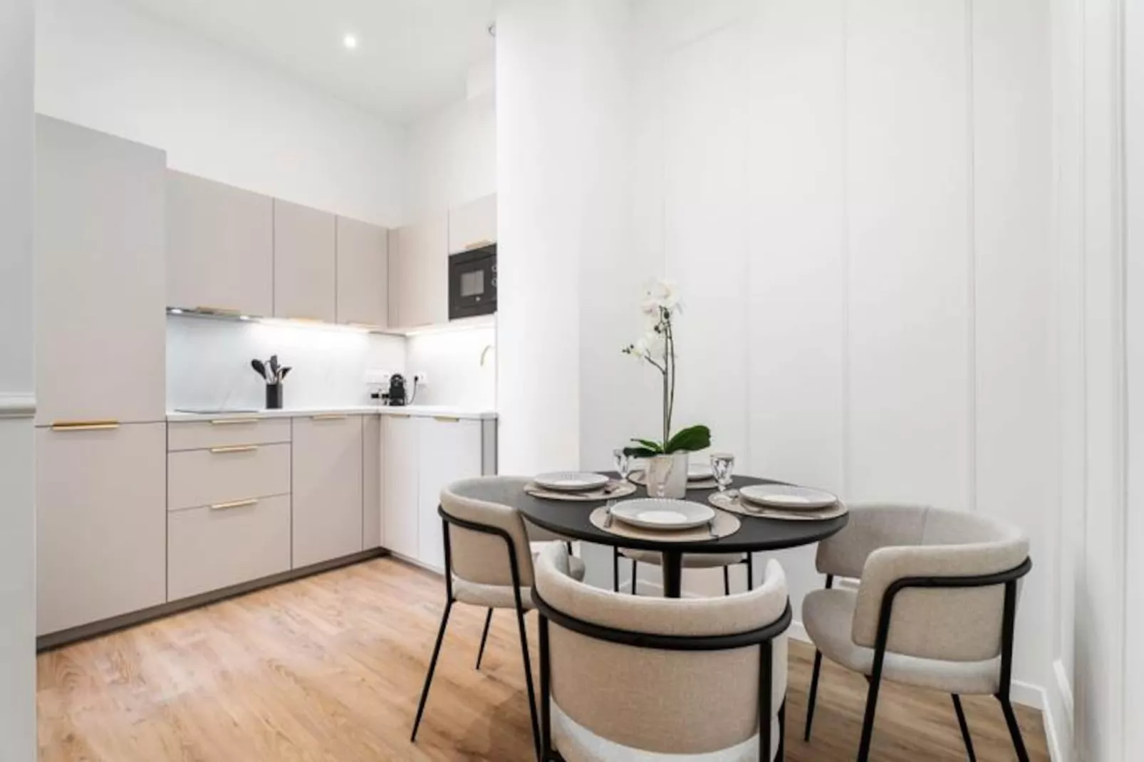 Appartement Montrose --Niet-getagd