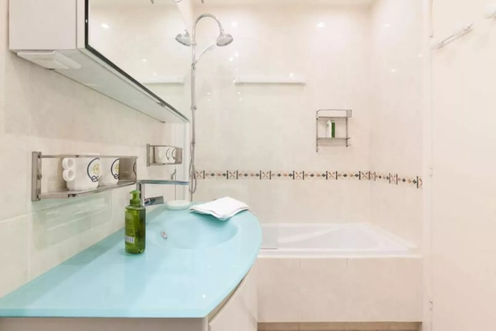 Résidence Vue Mer, Cannes Croisette, Au Pied Des Plages-Niet-getagd