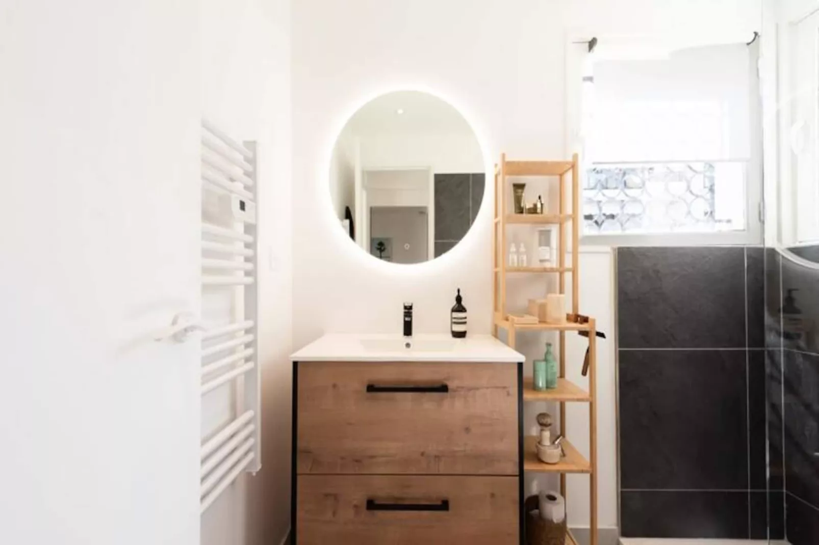 Résidence Lumineux 2p, Plages &agrave; Pied-Niet-getagd