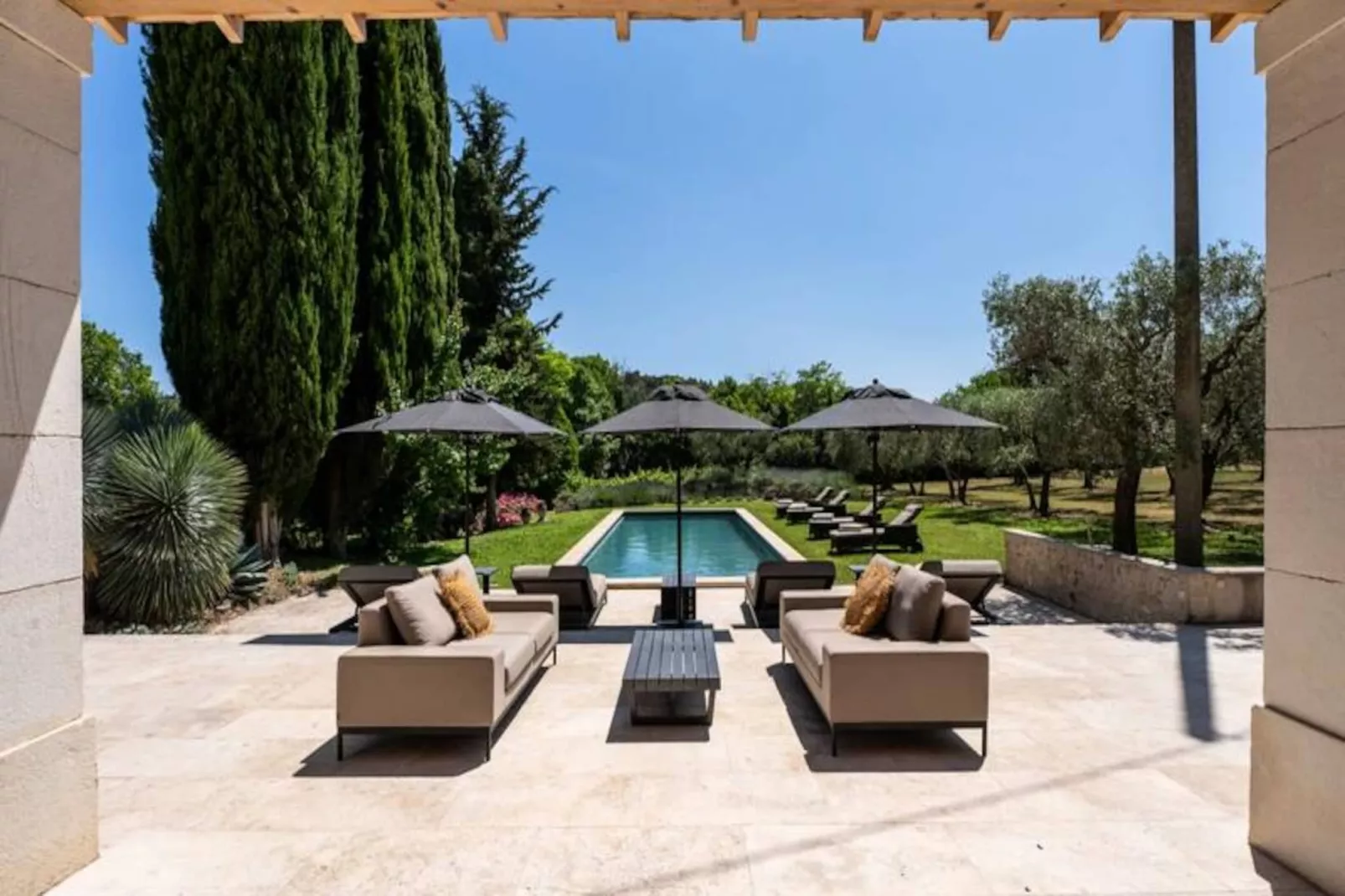 Domaine De La Rose Comtesse – L’art Du Luxe Intimiste En Provence-Niet-getagd