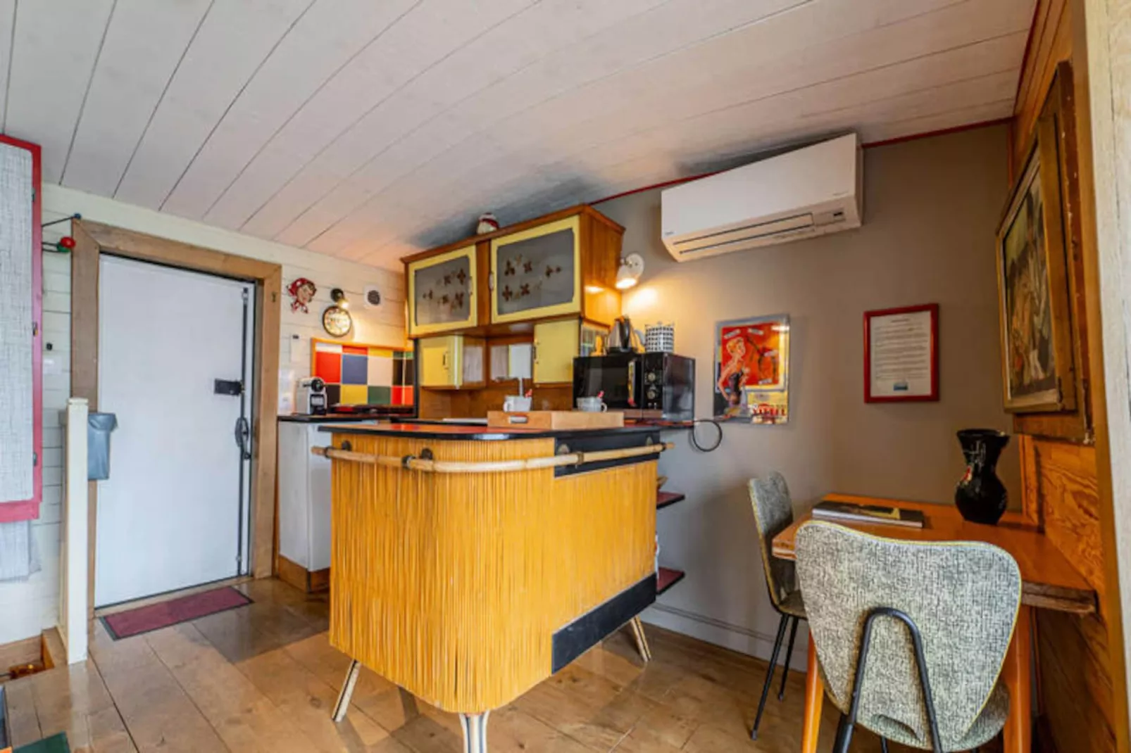 Suite De Rêve Sur La Péniche Petite Annick-Niet-getagd