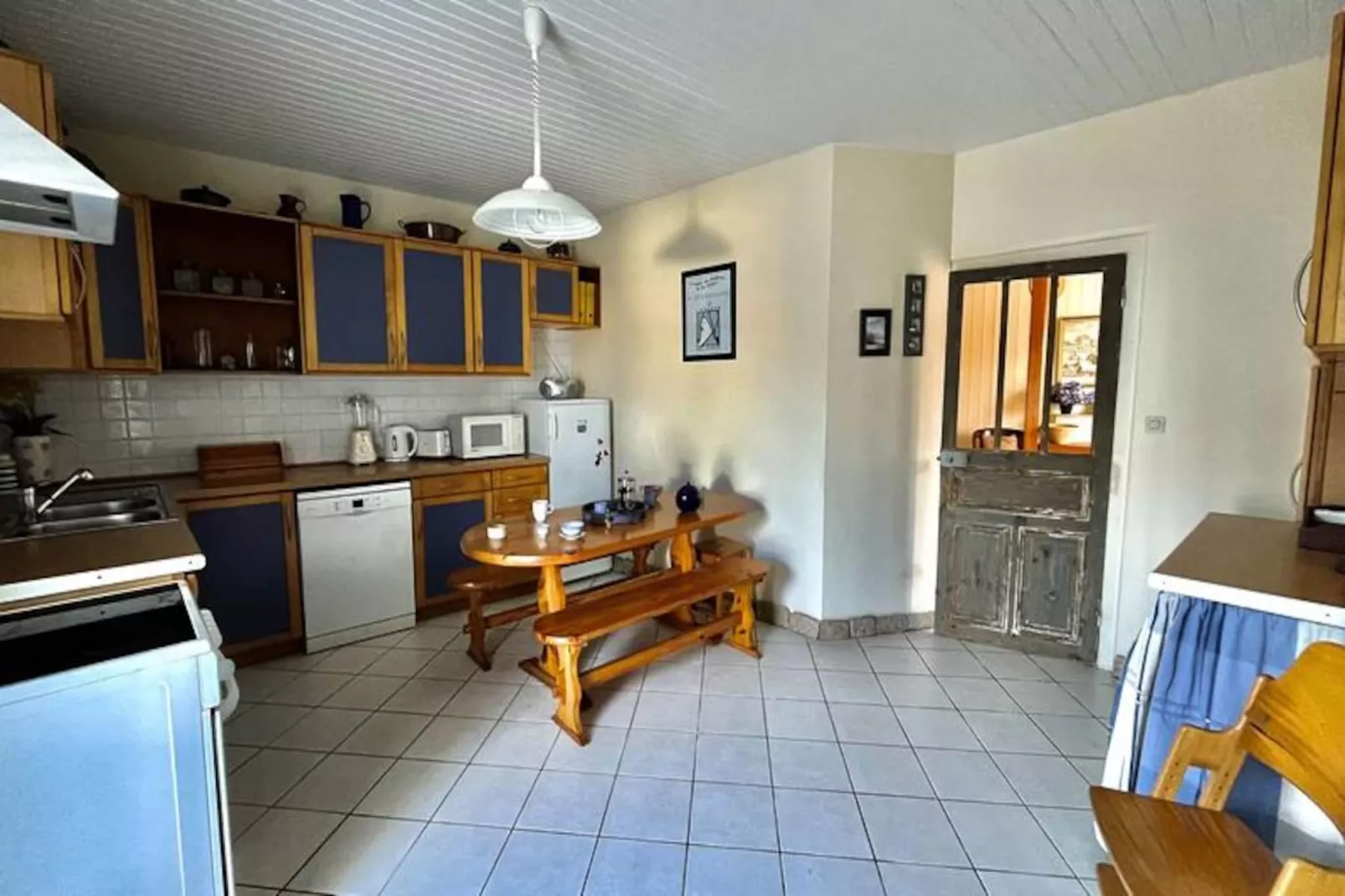 Résidence Rue De La Fontaine-Niet-getagd