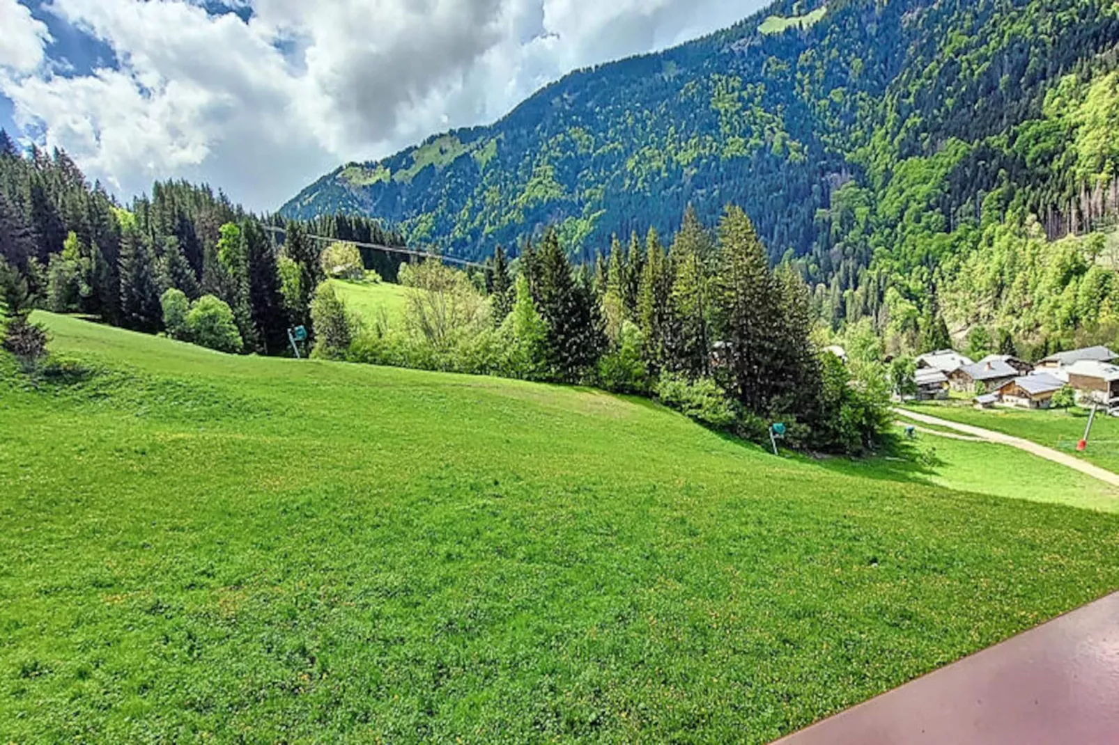 Appartements à Saint Jean d'Aulps-Niet-getagd