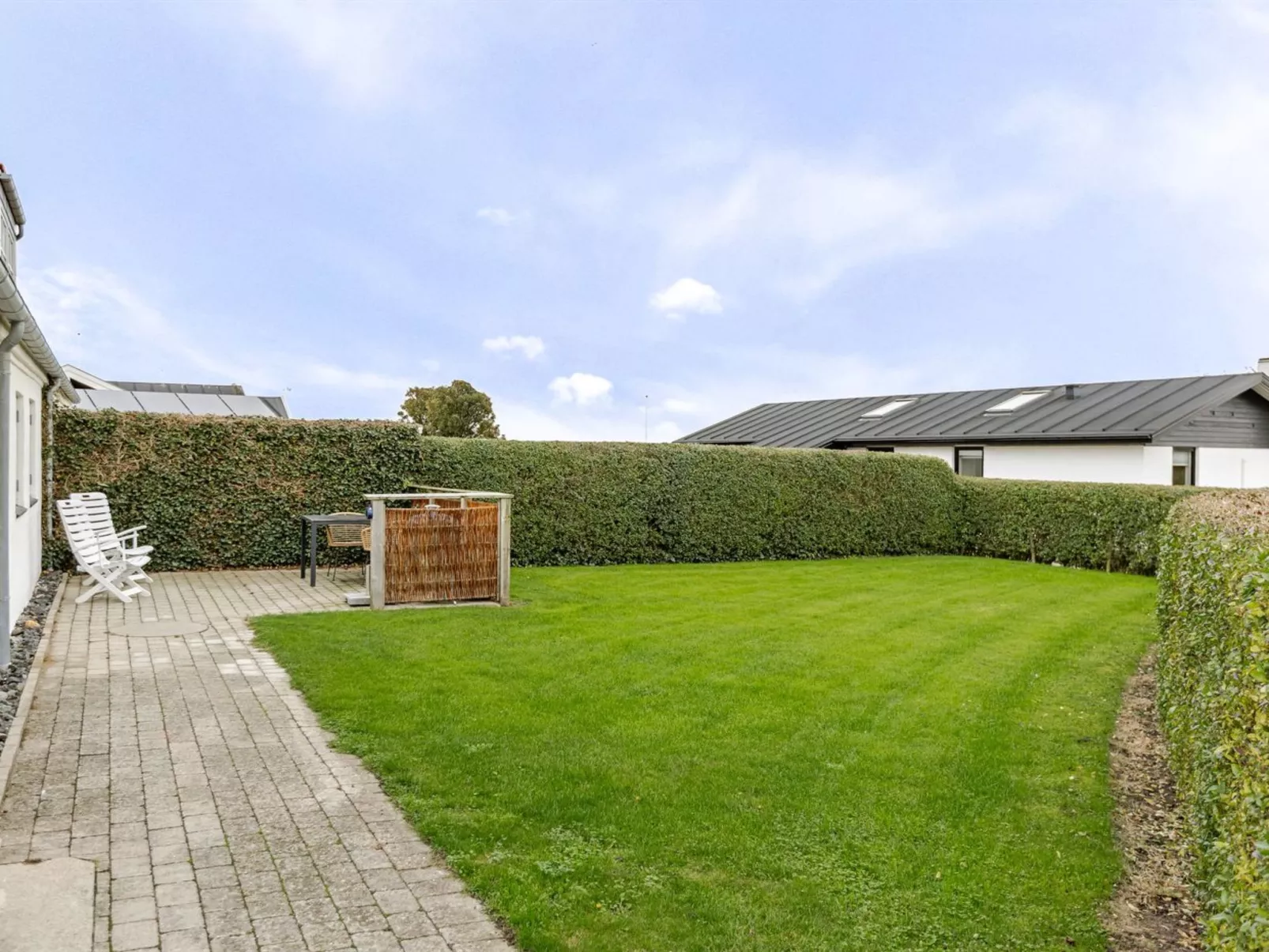 "Arvi" - 100m from the sea-Buiten