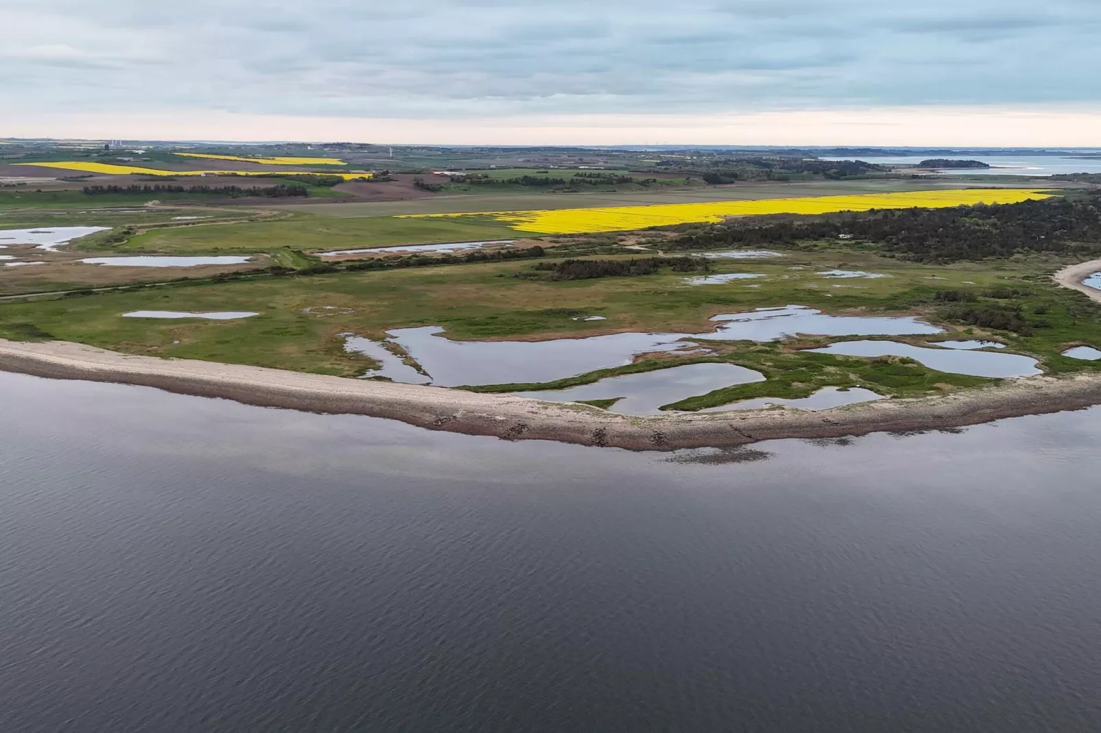 Panoramisch Waterside Toevluchtsoord-By Traum-Waterzicht