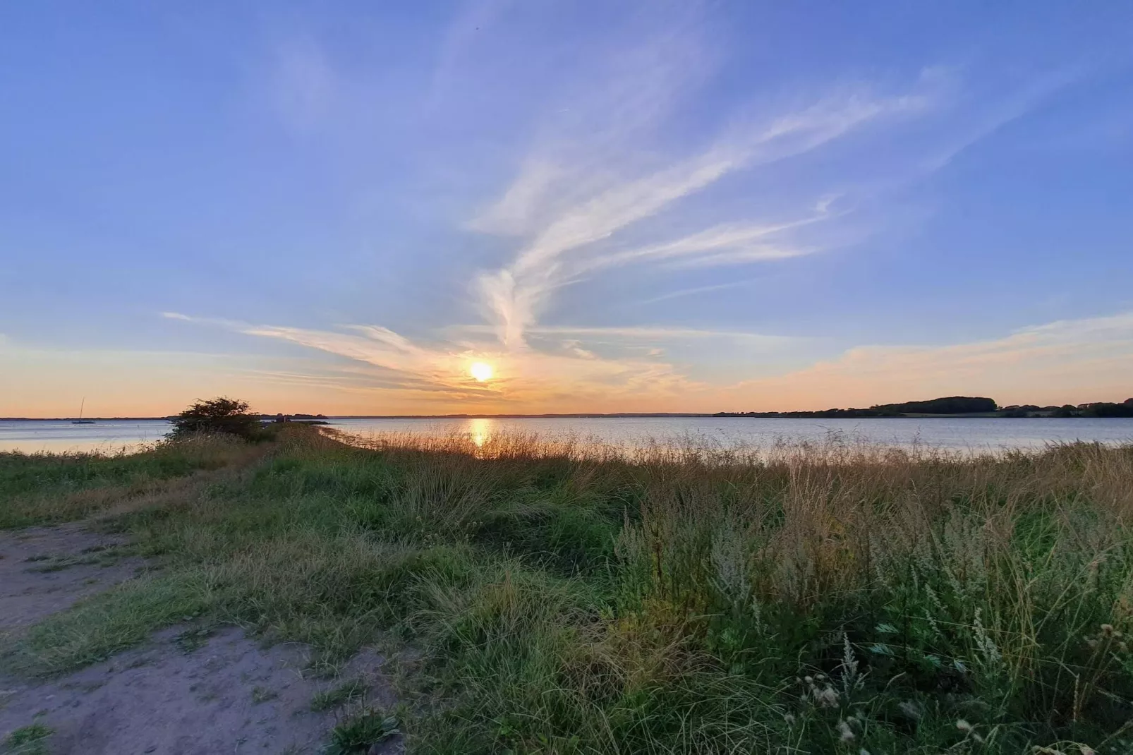 Ruim Vakantiehuis in Sonderborg-By Traum-Waterzicht
