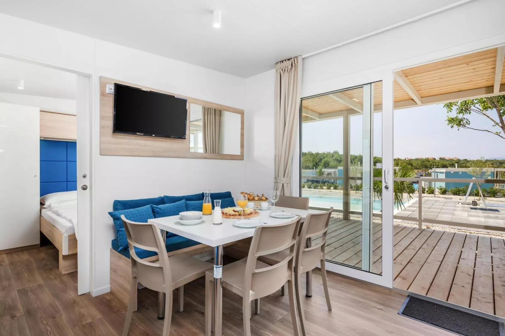 Mobile Homes, Omisalj-Mobilhome GOLD-Eetkamer