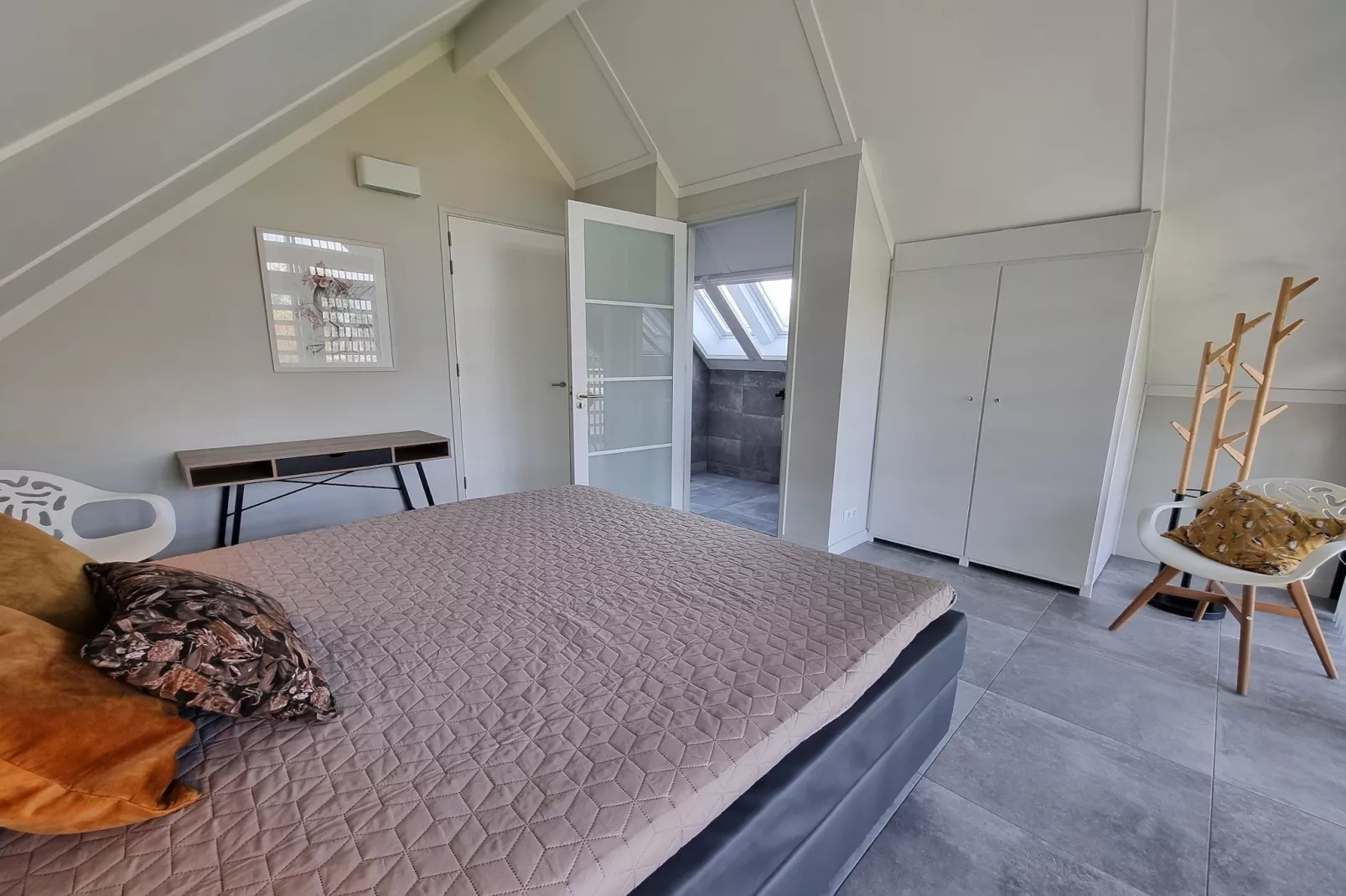 Watervilla Twa-Slaapkamer