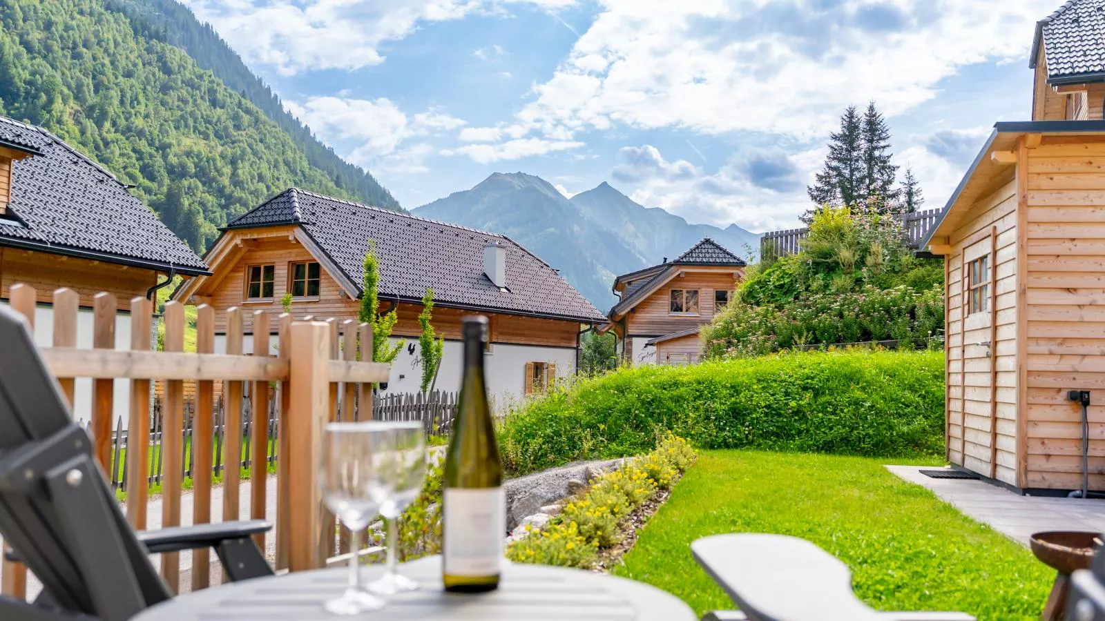 Alpenjoy Lodge-Uitzicht zomer