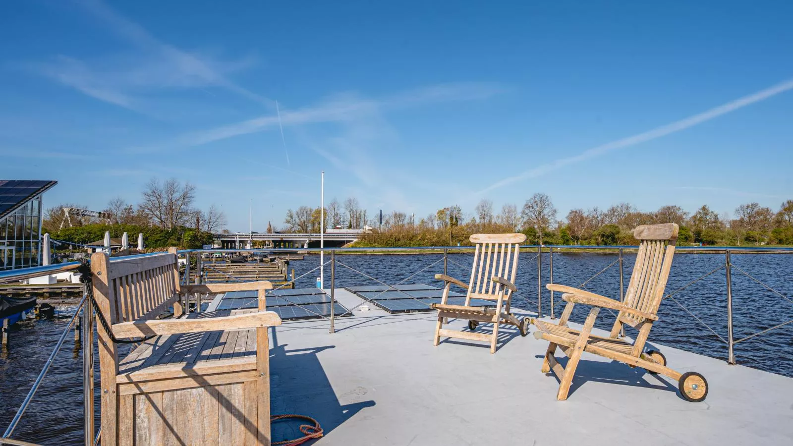 Tiny Houseboat De Woudaap - I-Terrasbalkon