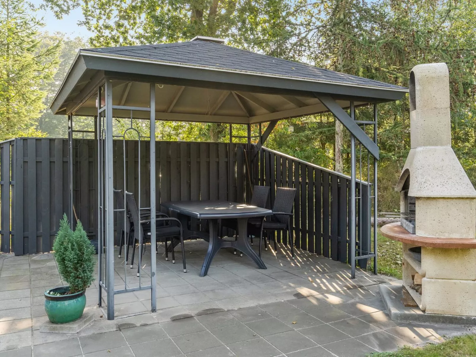 "Razmo" - 300m from the sea-Buiten