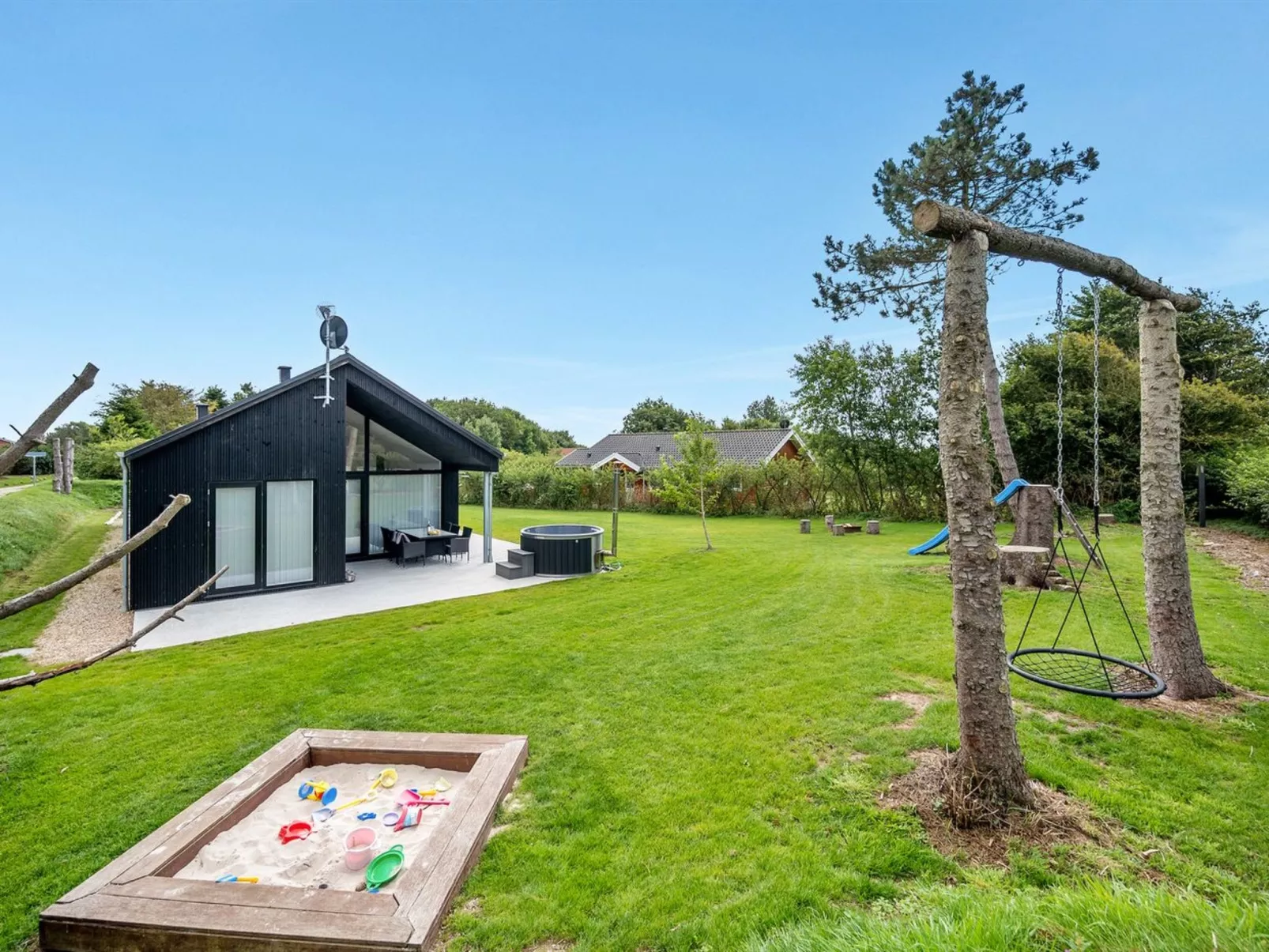 "Elso" - 600m to the fjord-Buiten