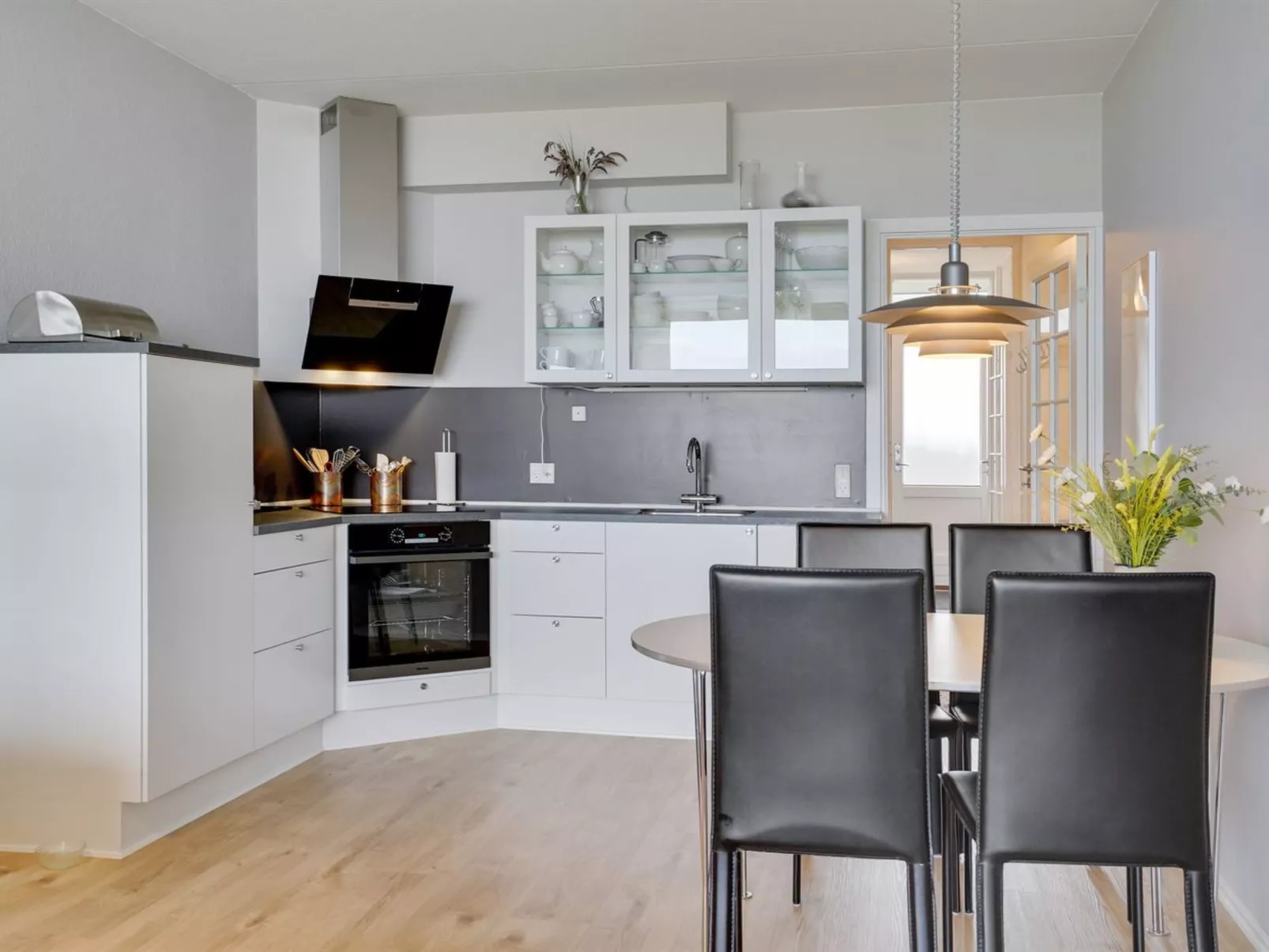 "Edelina" - 50m from the sea-Binnen