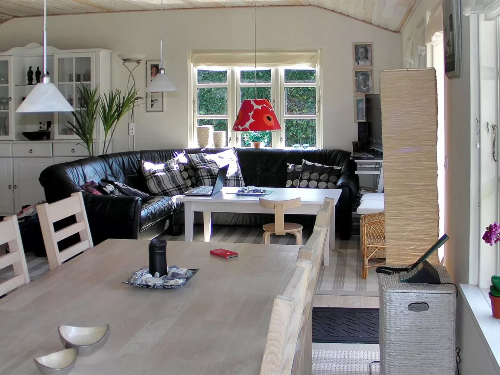 "Nitis" - 200m from the sea-Binnen