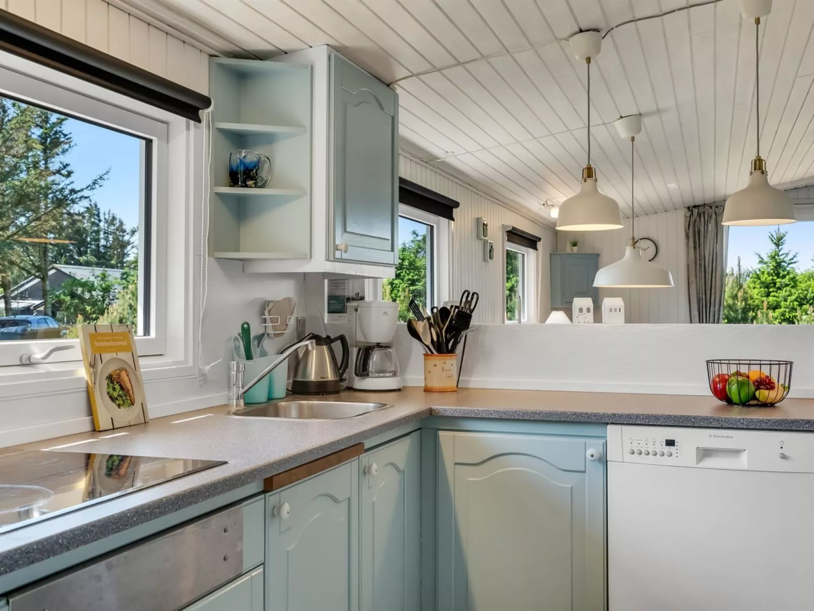 "Tonja" - 300m from the sea-Binnen