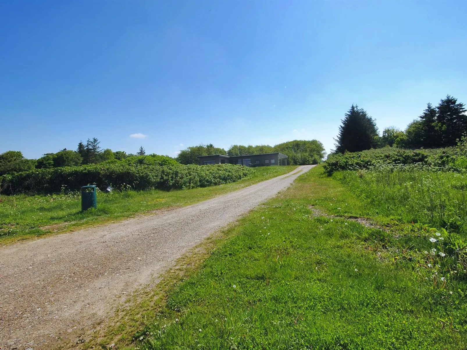 "Eloise" - 50m to the fjord-Buiten