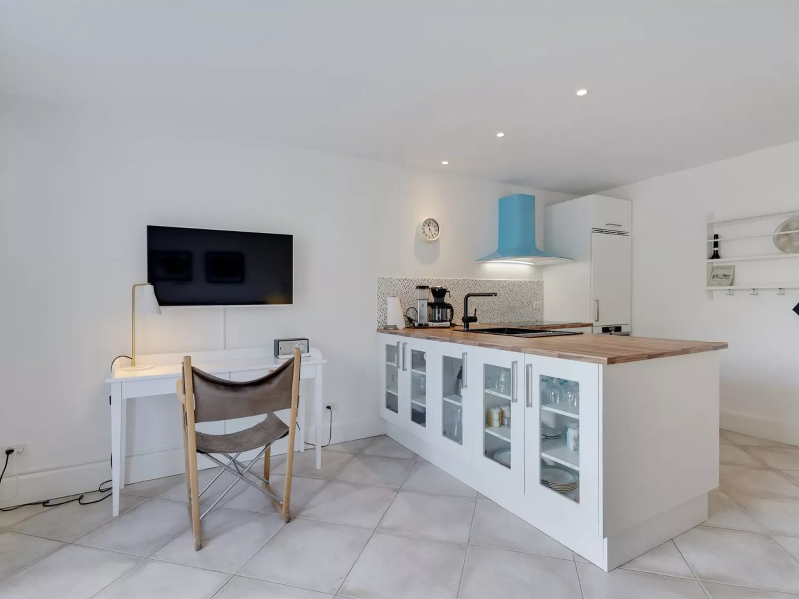 "Lenke" - 100m from the sea-Binnen