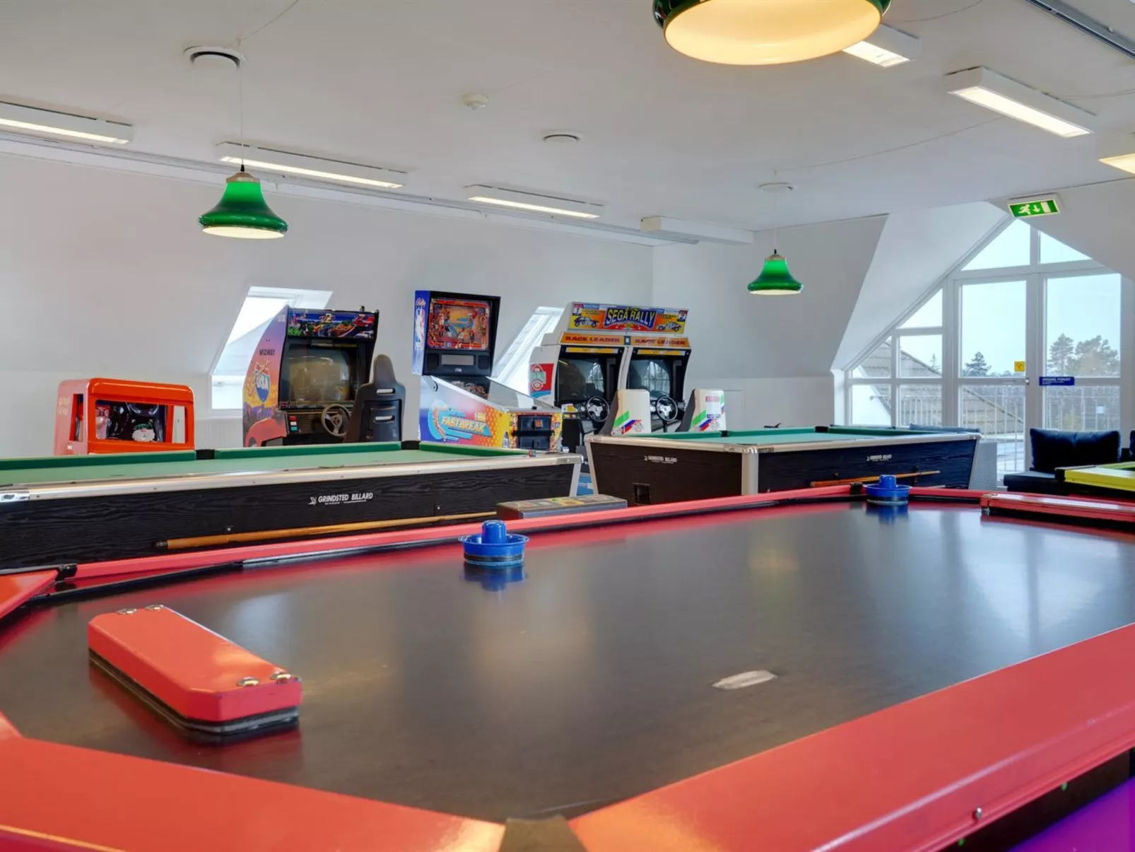 "Tinna" - 2.3km from the sea-Binnen