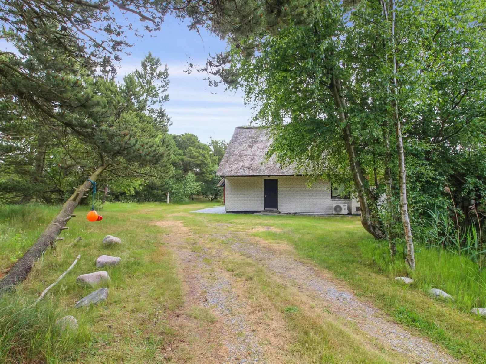 "Vendela" - 2.5km from the sea-Buiten