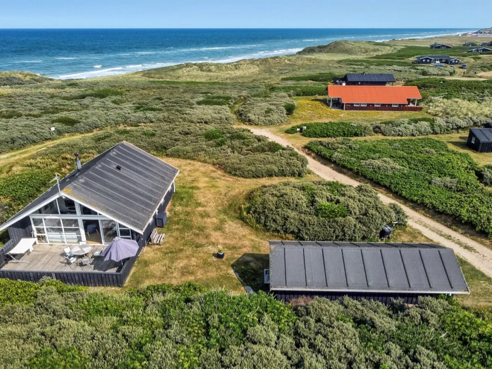 "Harry" - 100m from the sea-Buiten