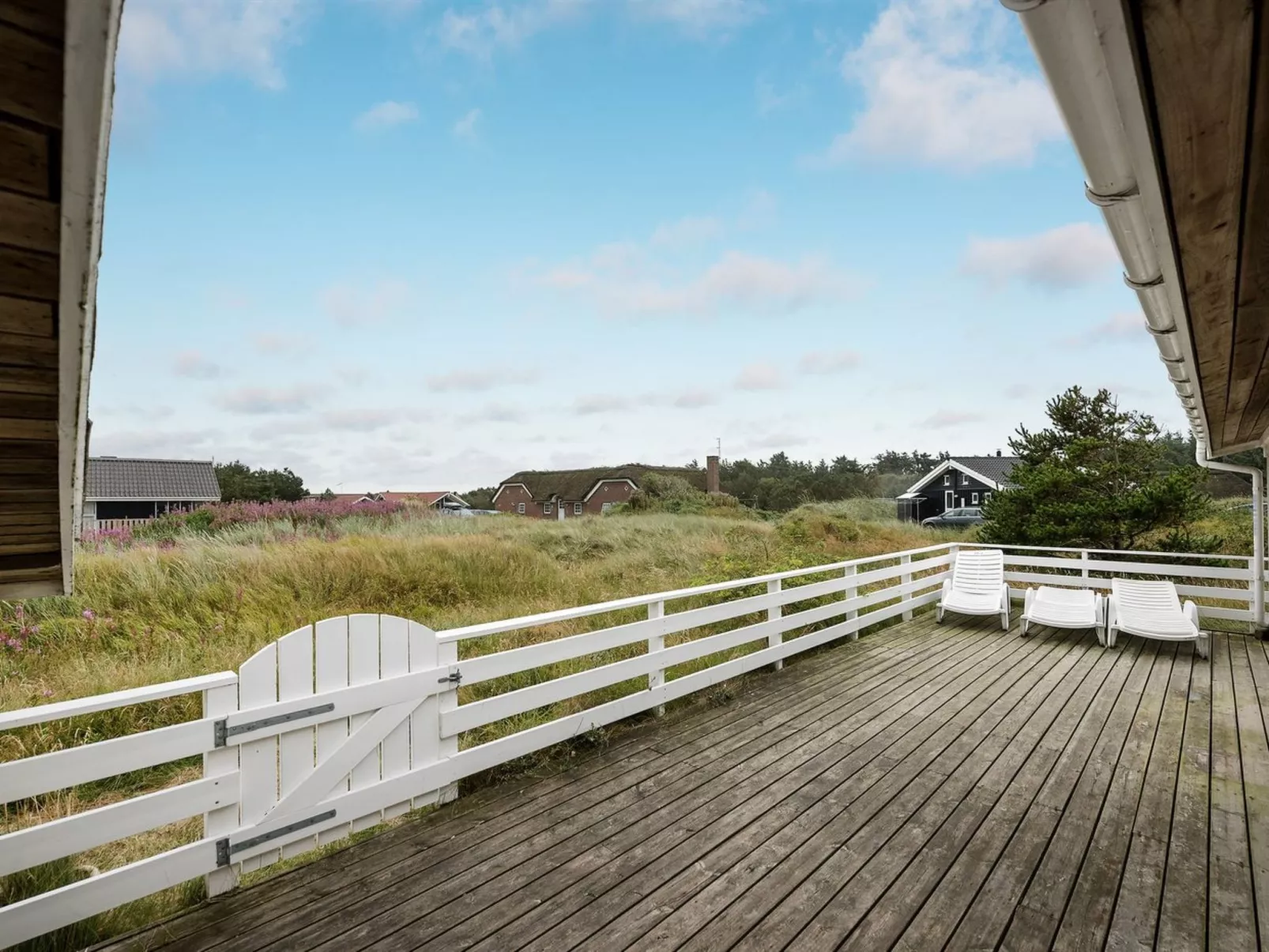 "Dortea" - 600m from the sea-Buiten