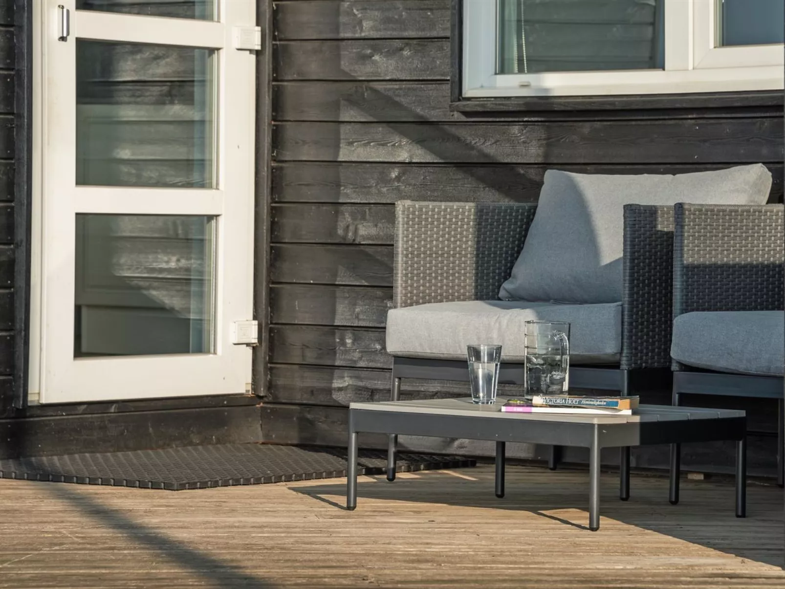 "Kaapo" - 300m from the sea-Buiten