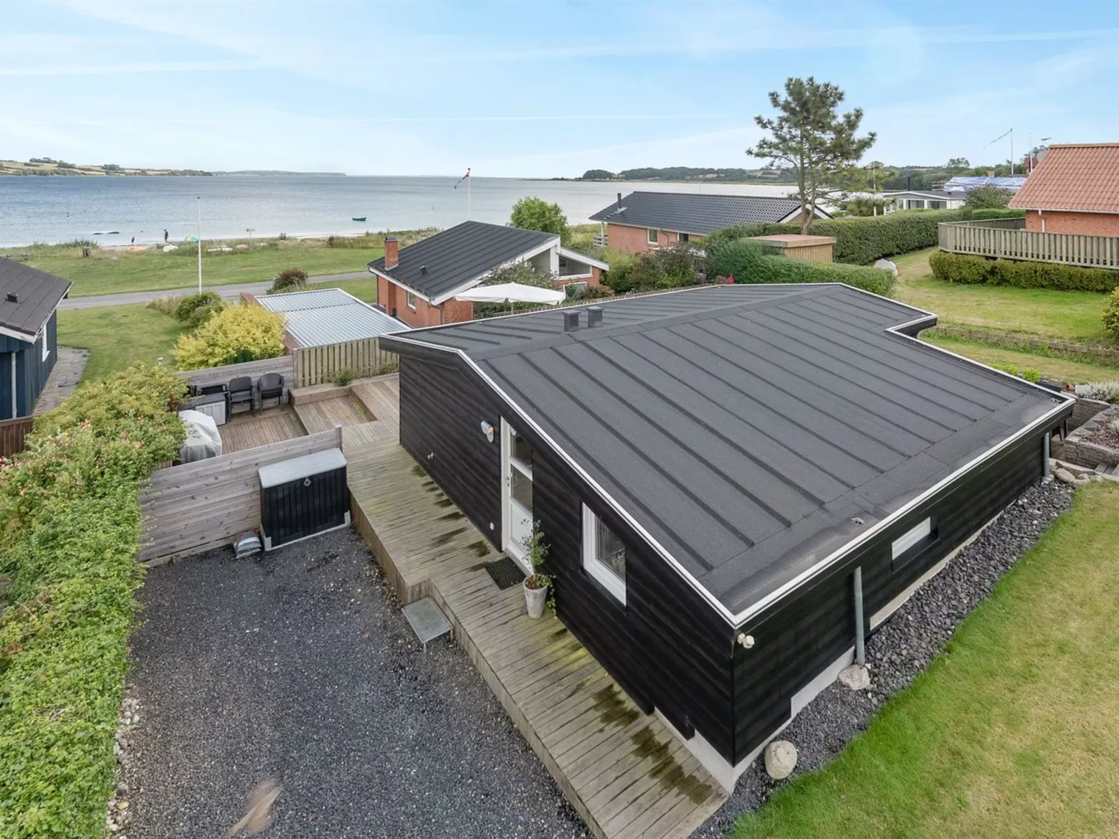 "Elain" -  from the sea-Buiten