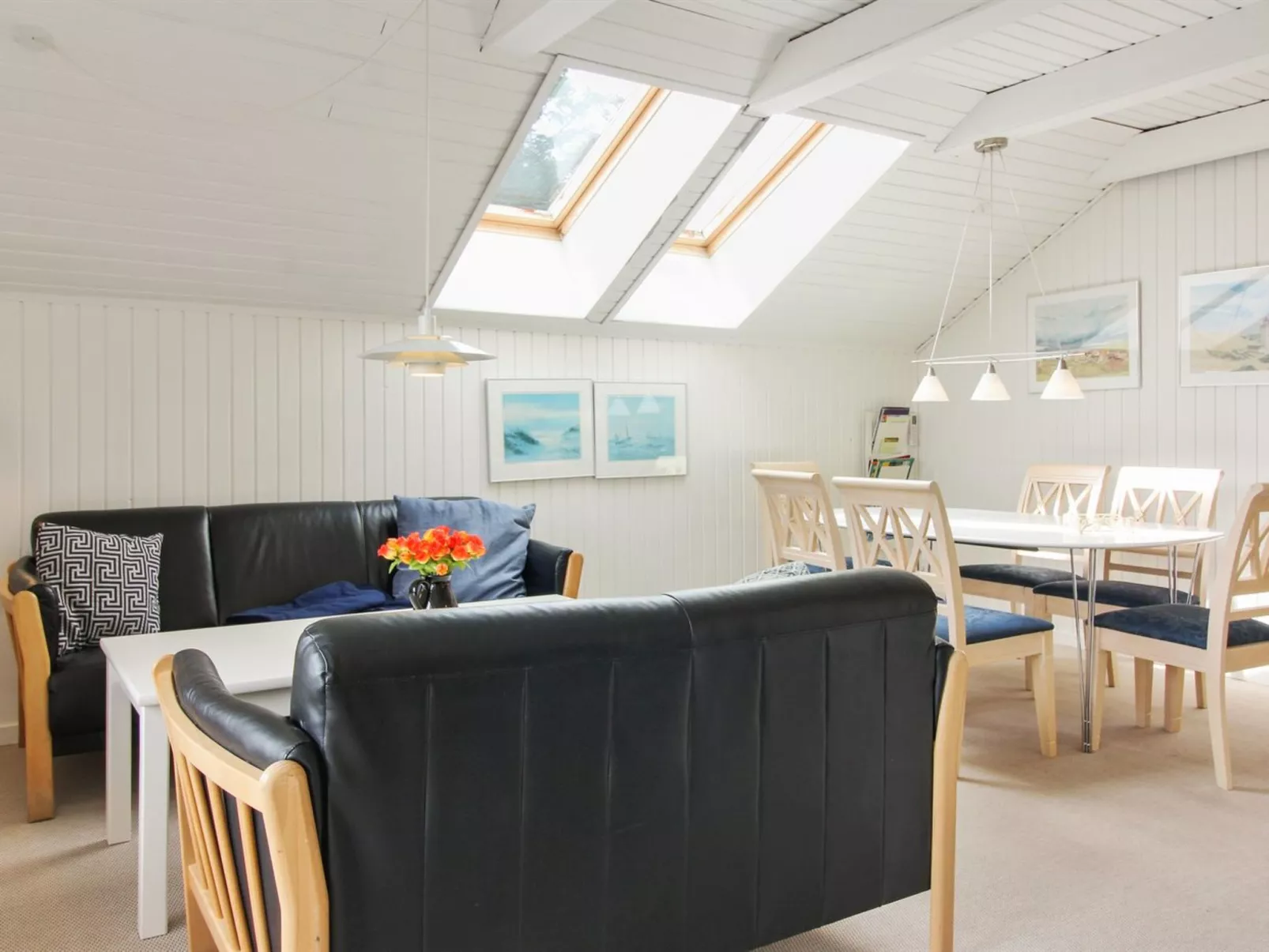 "Halli" - 700m from the sea-Binnen