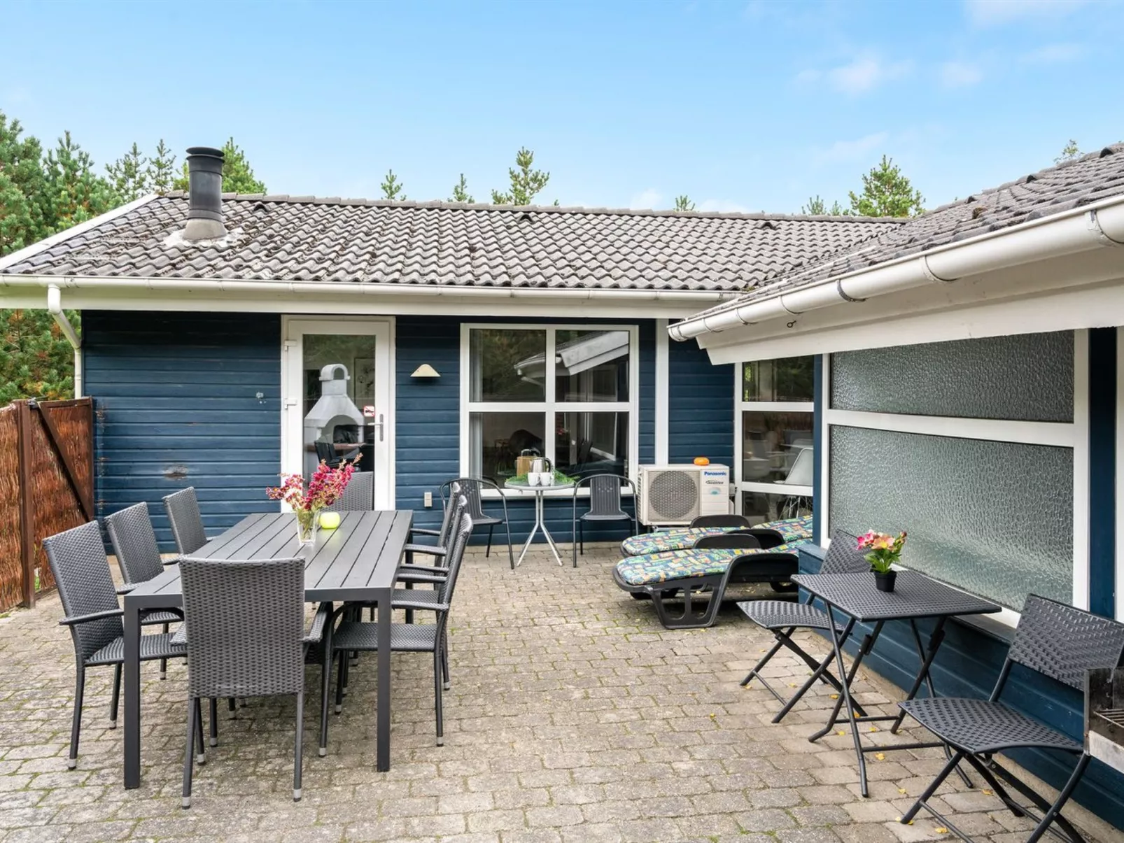 "Elika" - 900m to the fjord-Buiten