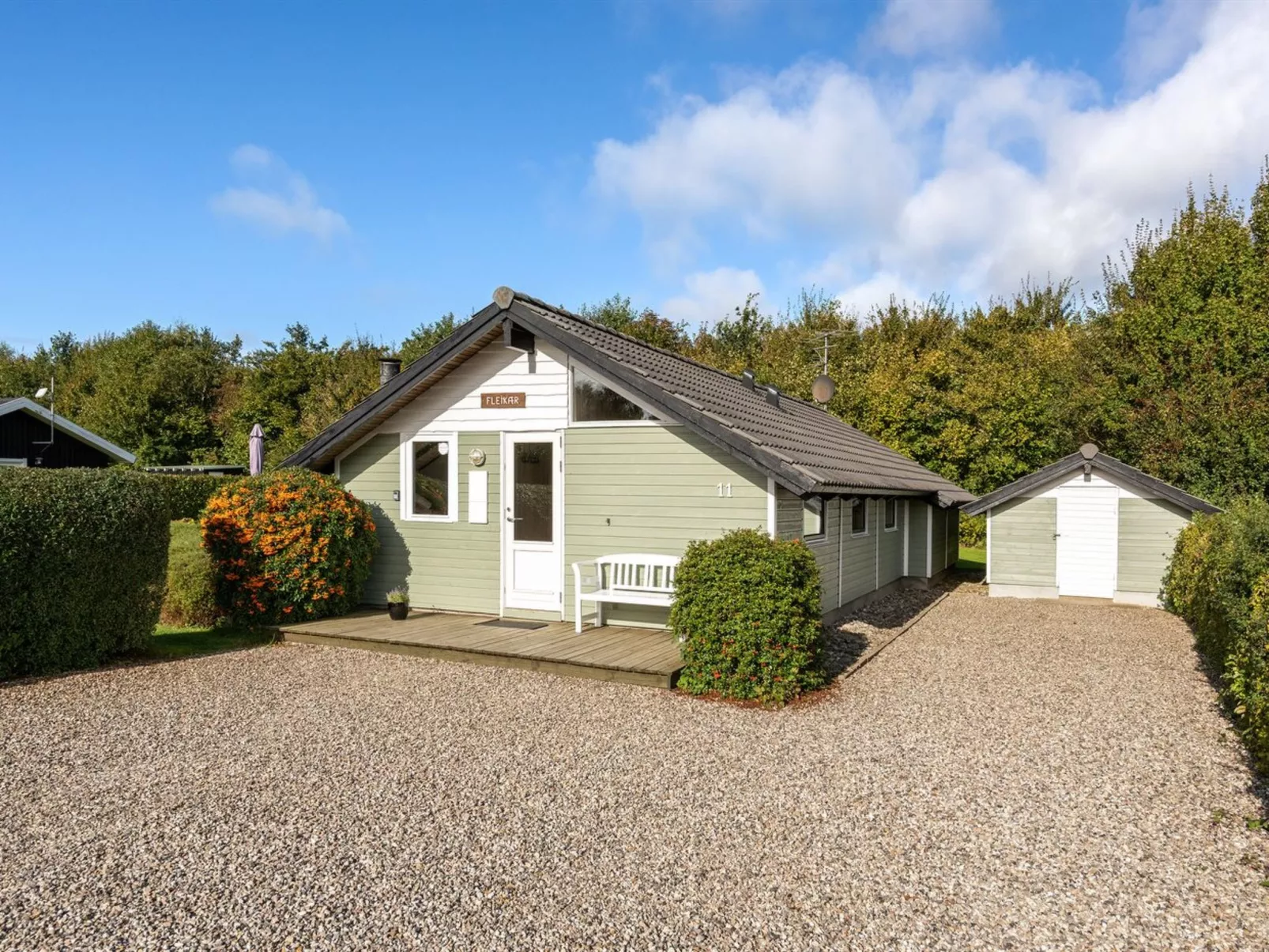 "Joona" - 600m from the sea-Buiten