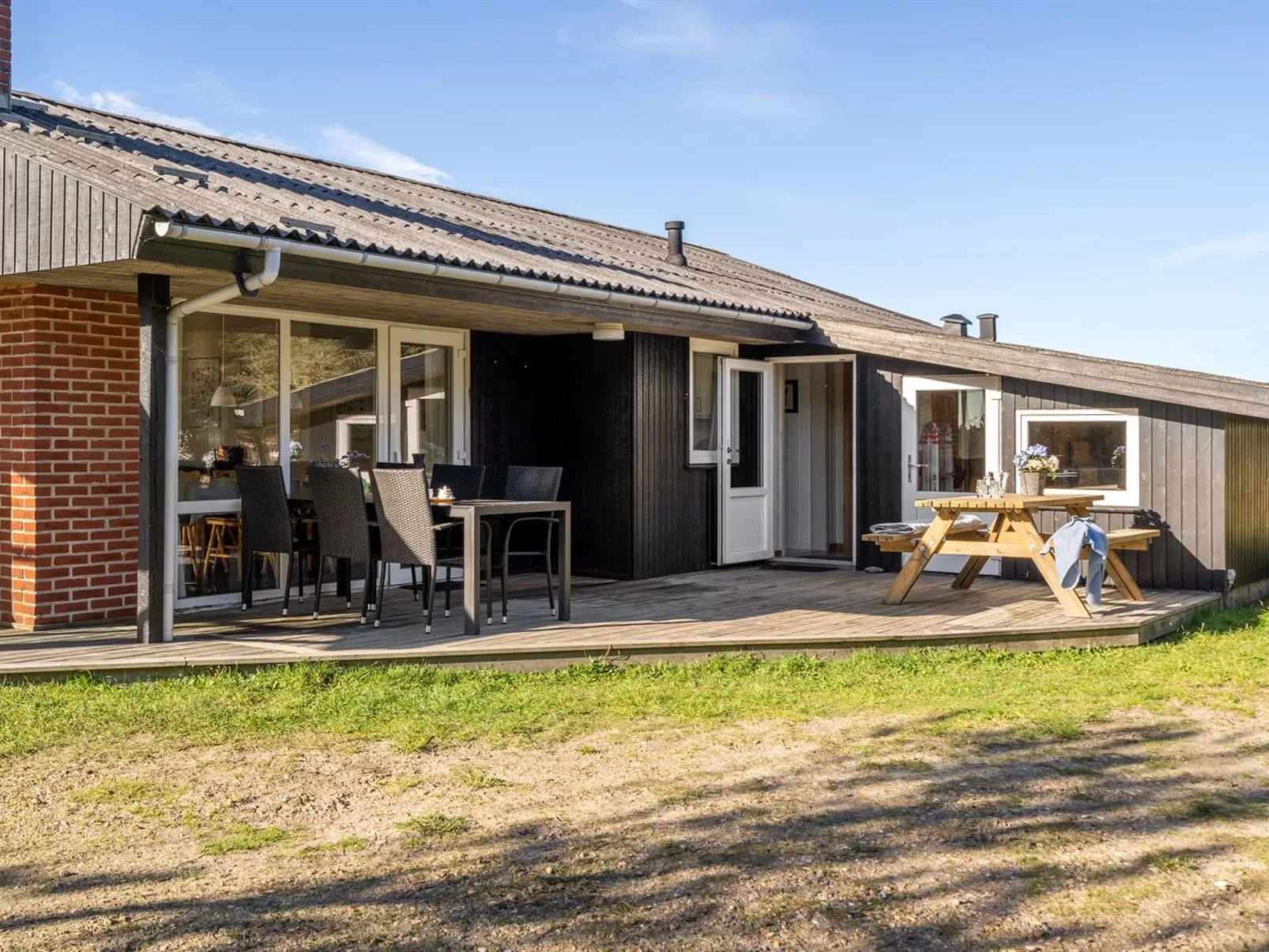 "Shalez" -  from the sea-Buiten