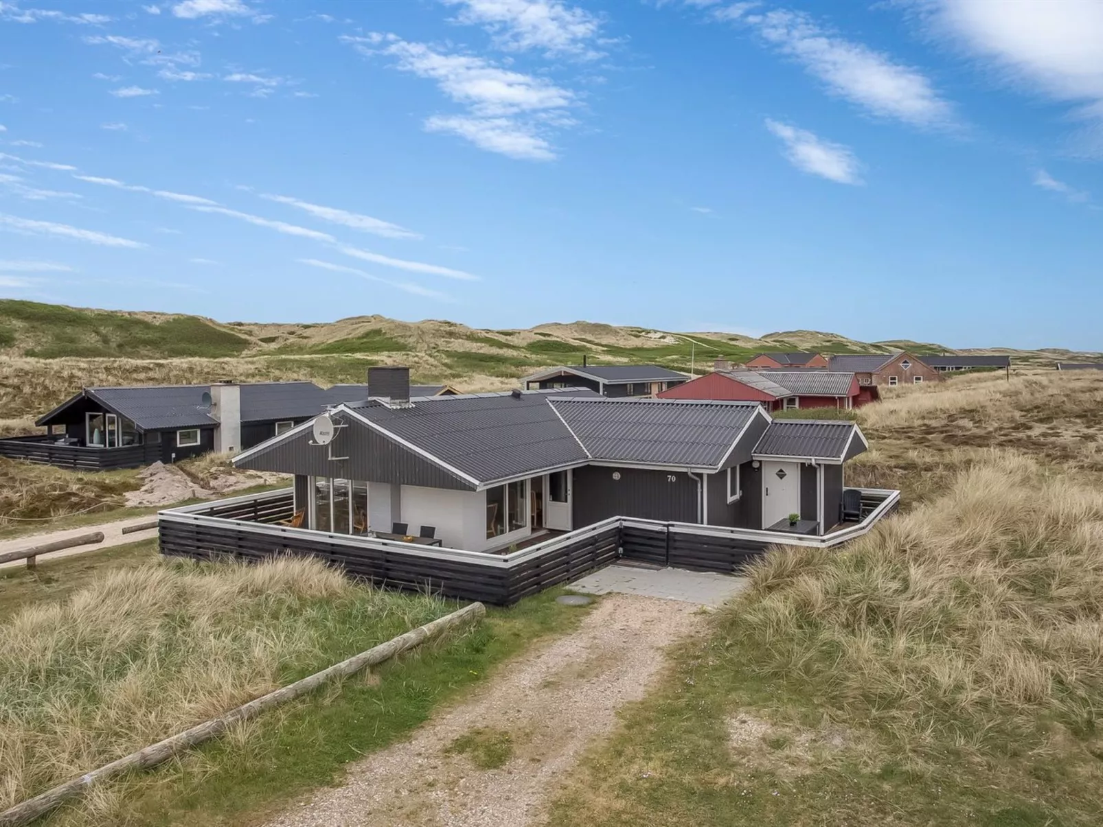 "Ozeana" -  from the sea-Buiten