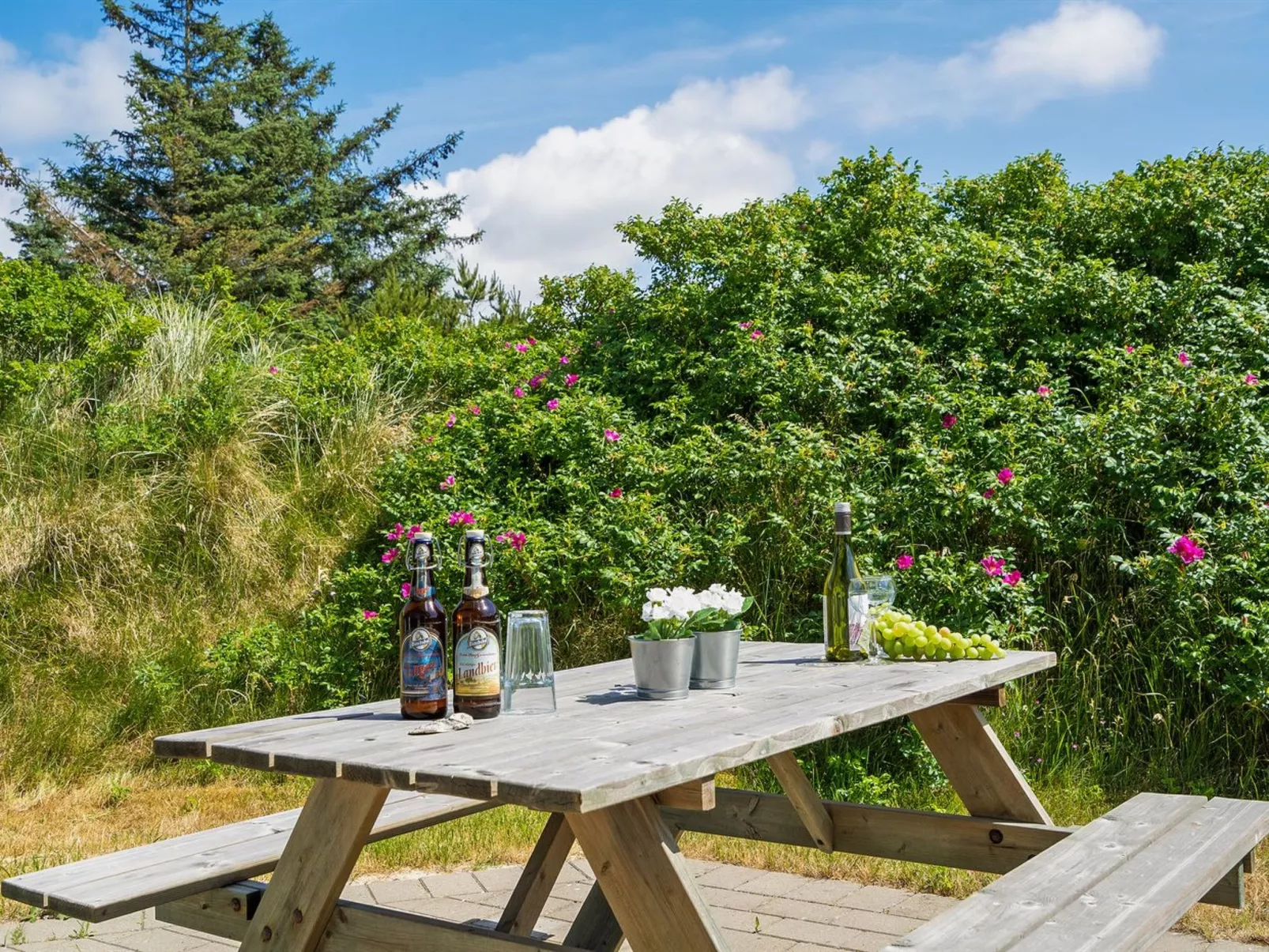 "Sigfride" - 500m from the sea-Buiten