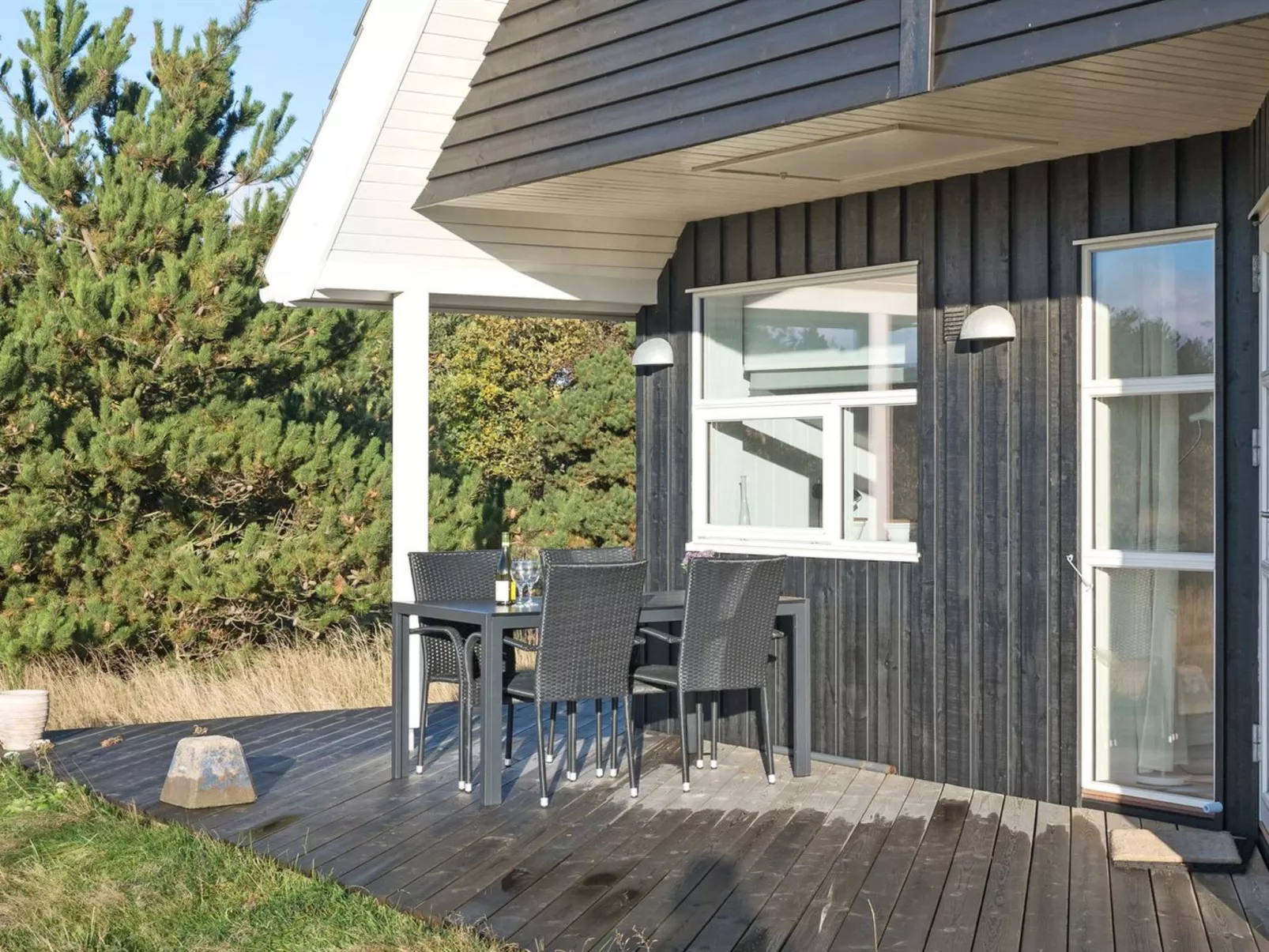 "Tinemarie" - 200m from the sea-Buiten