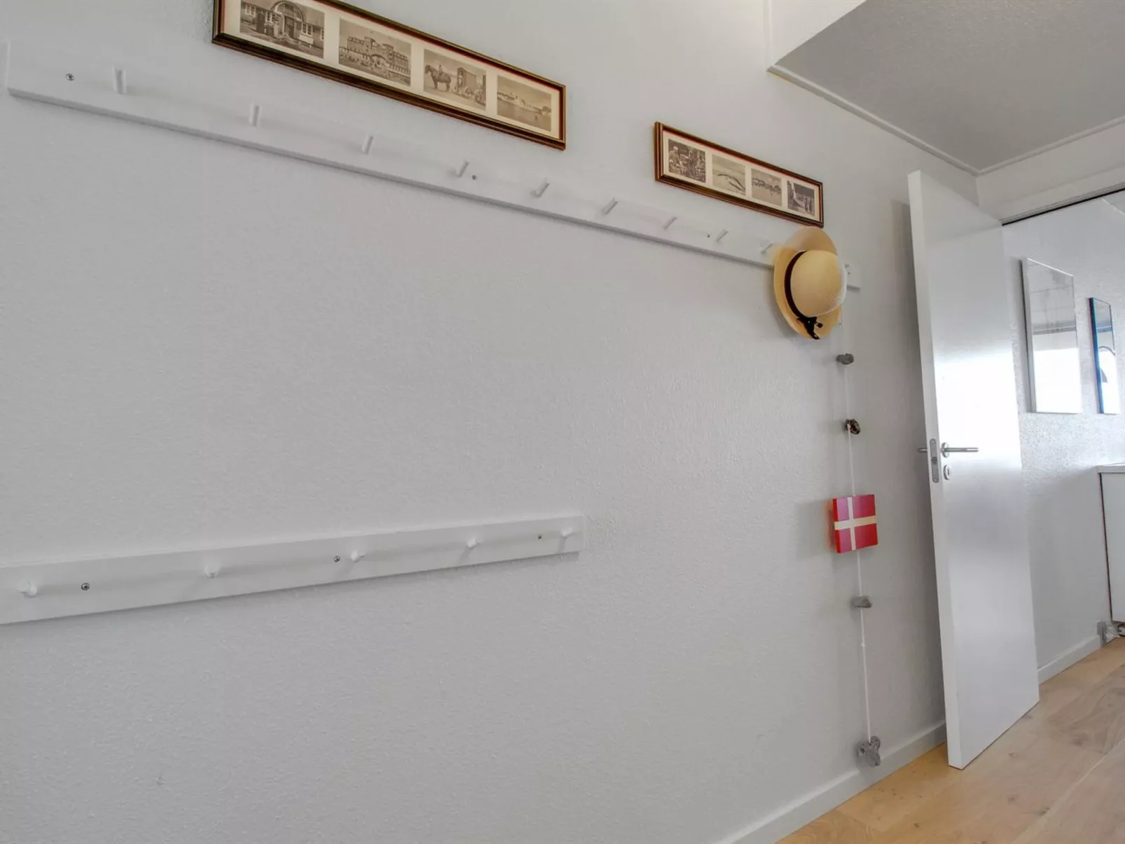 "Anedorte" - 50m from the sea-Binnen